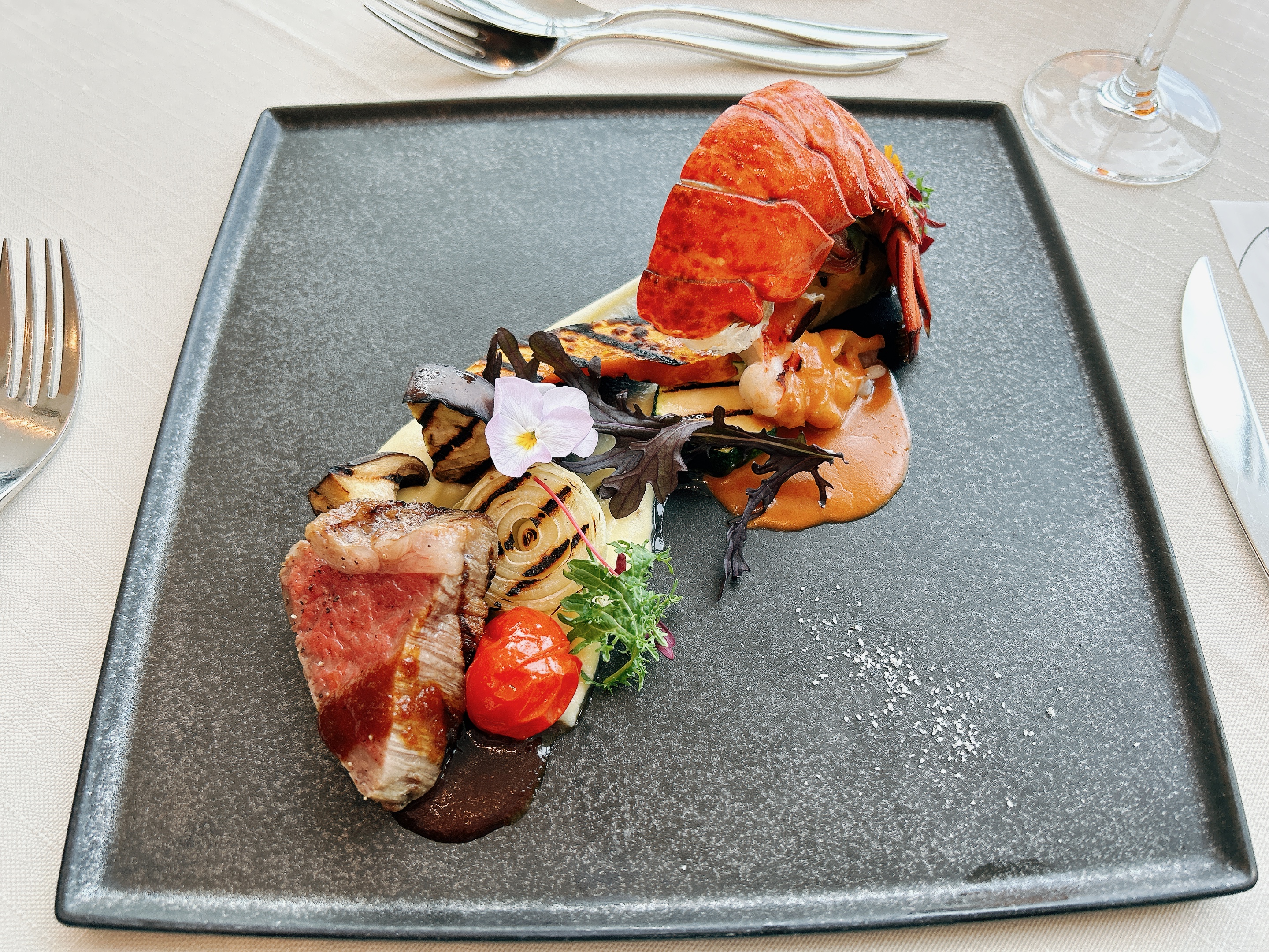 The 33 Sense of Wedding