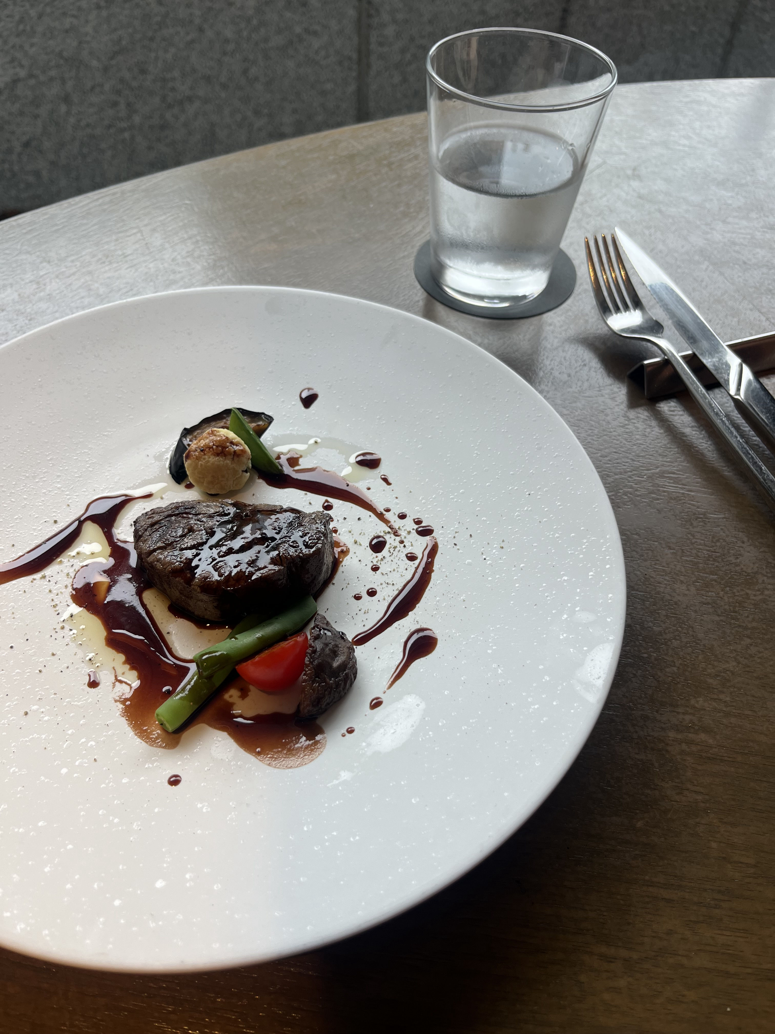 ザ ストリングス表参道