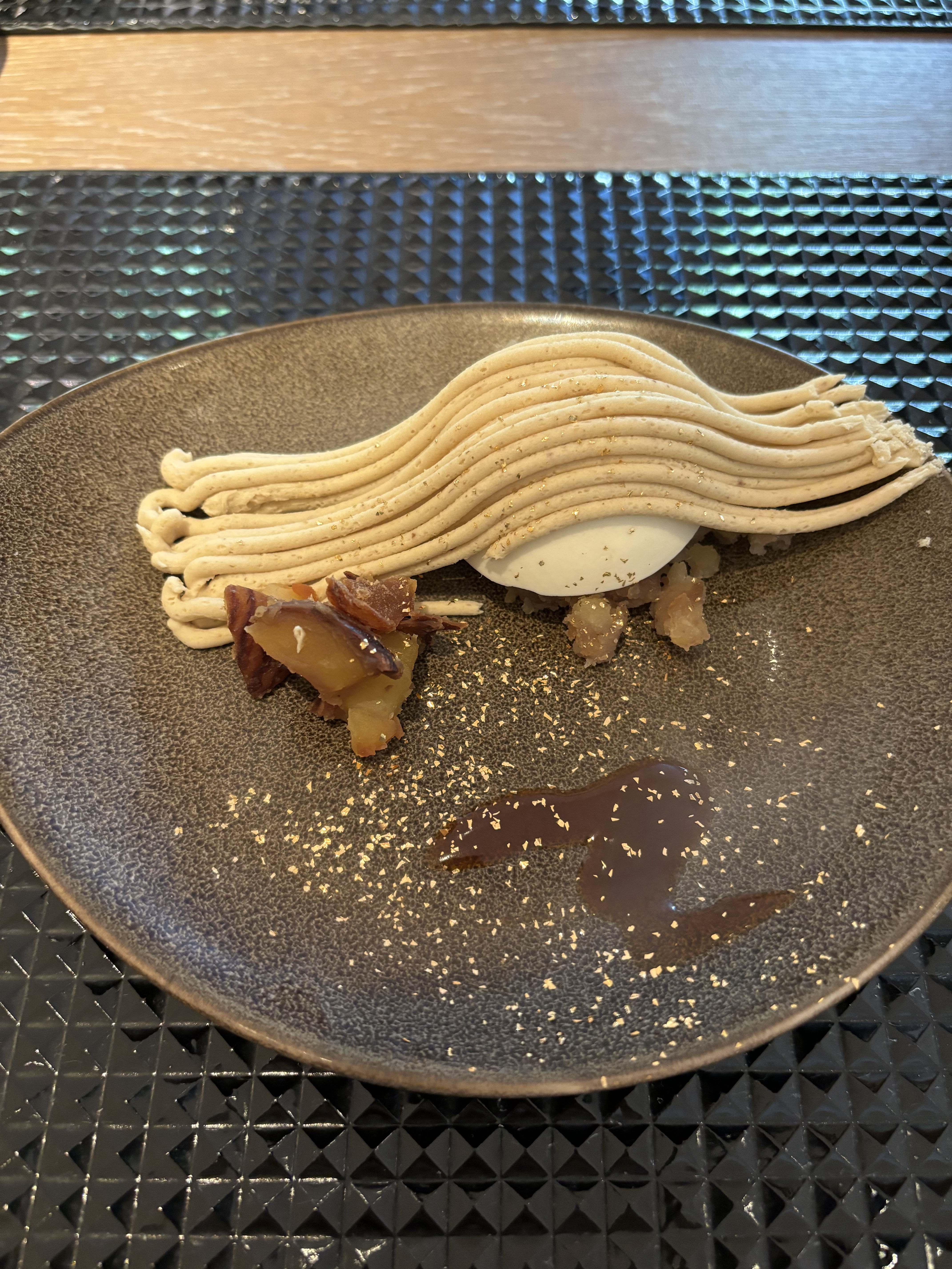 ザ ストリングス表参道