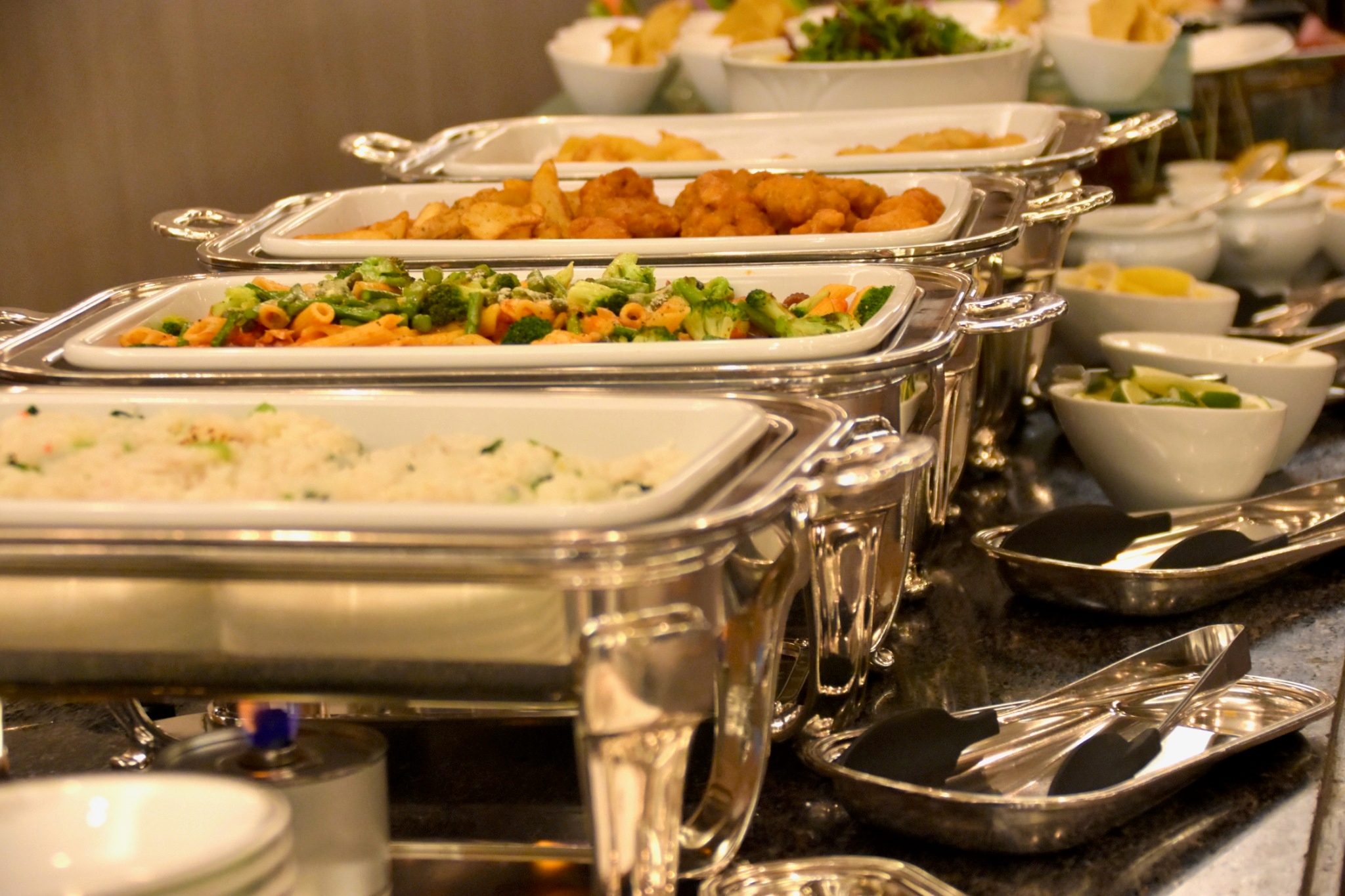 ザ ストリングス表参道