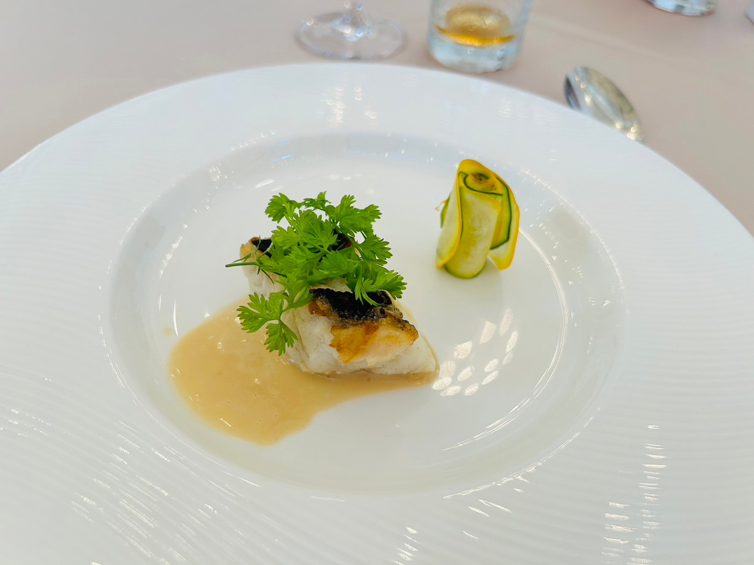 18 (アンウィット) Produced by Casa d' Angela