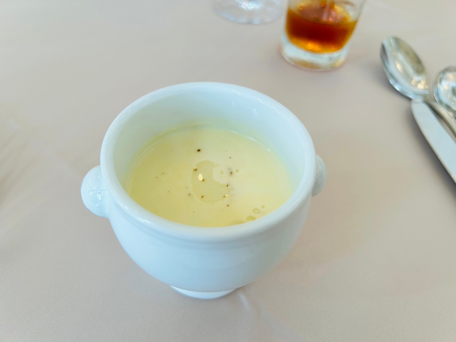 18 (アンウィット) Produced by Casa d' Angela