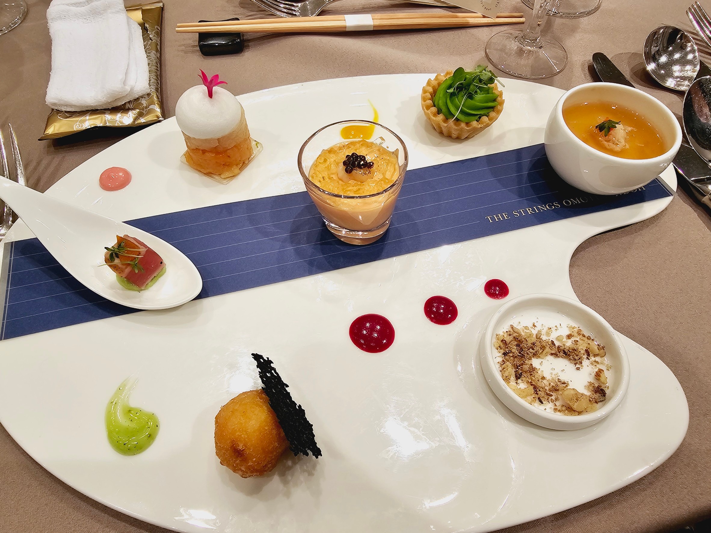 ザ ストリングス表参道