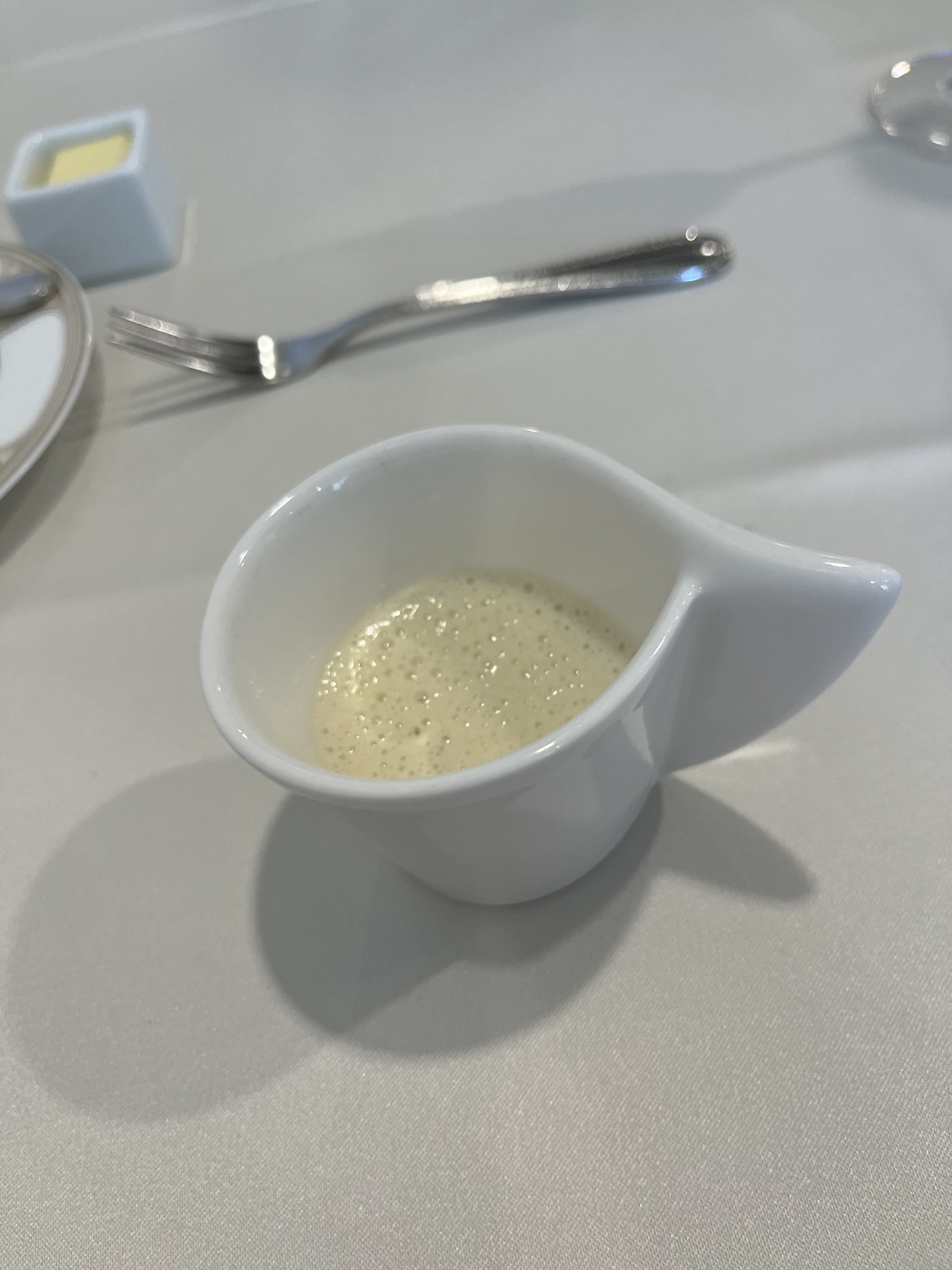 18 (アンウィット) Produced by Casa d' Angela