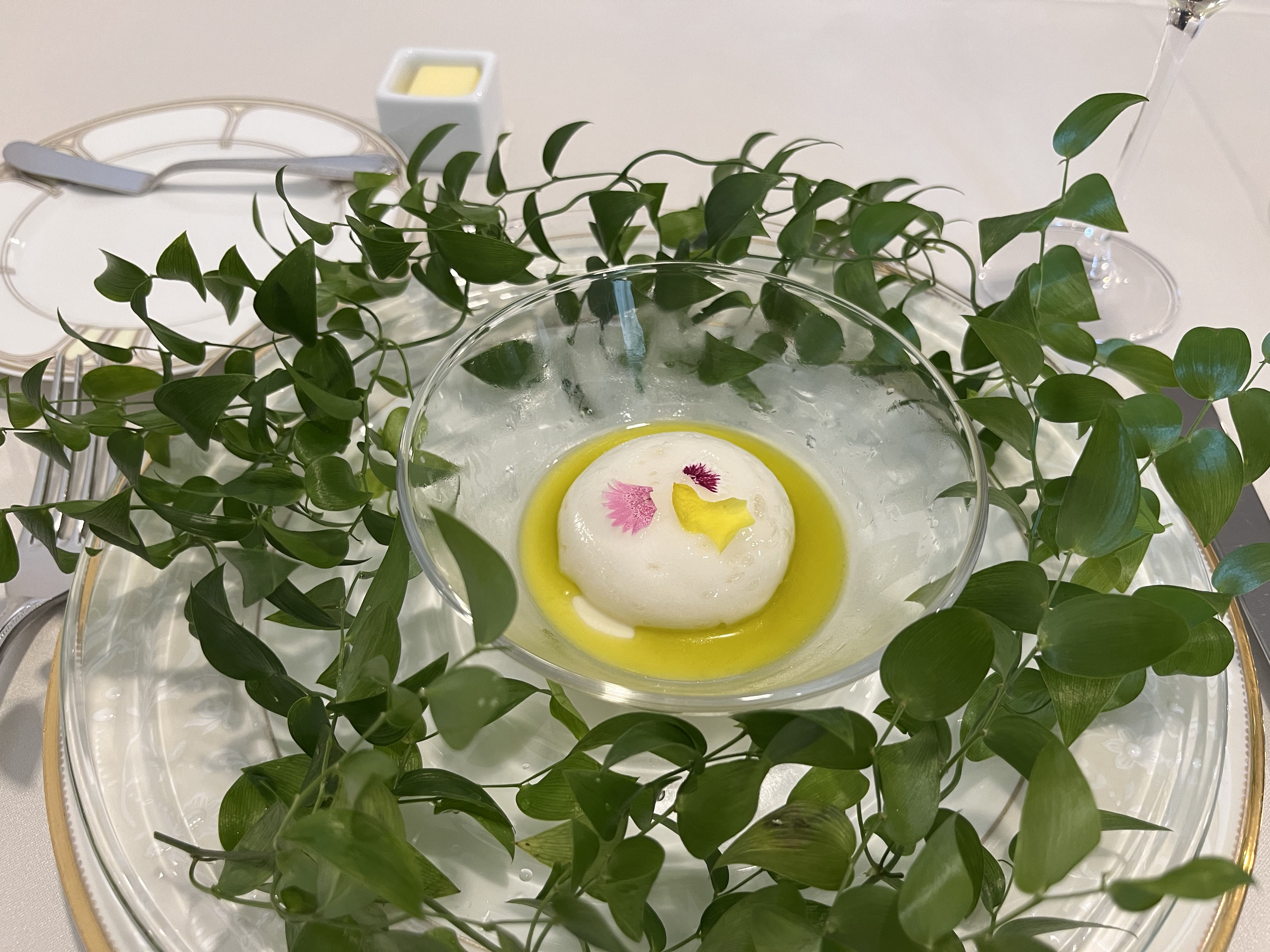 18 (アンウィット) Produced by Casa d' Angela