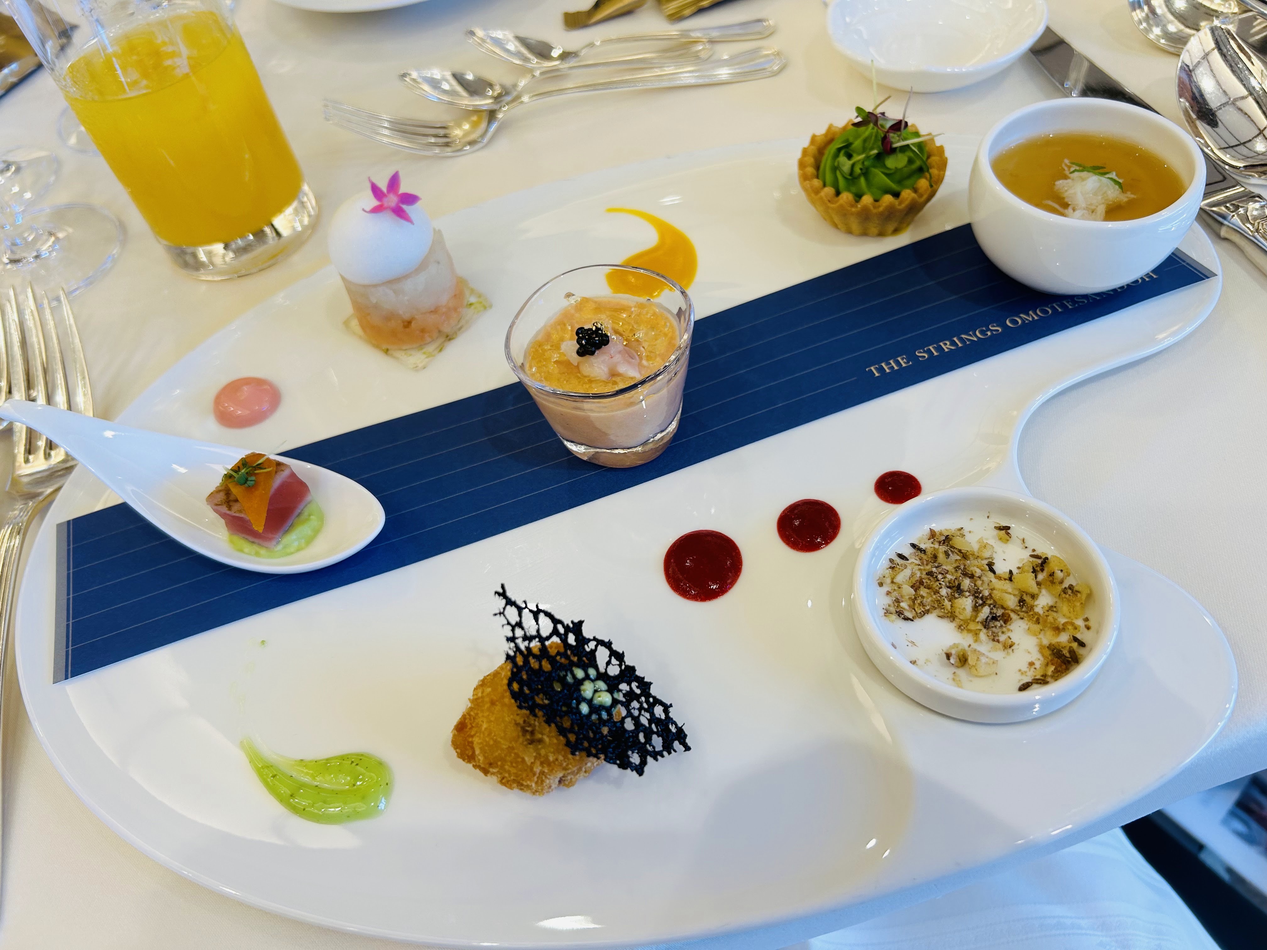 ザ ストリングス表参道