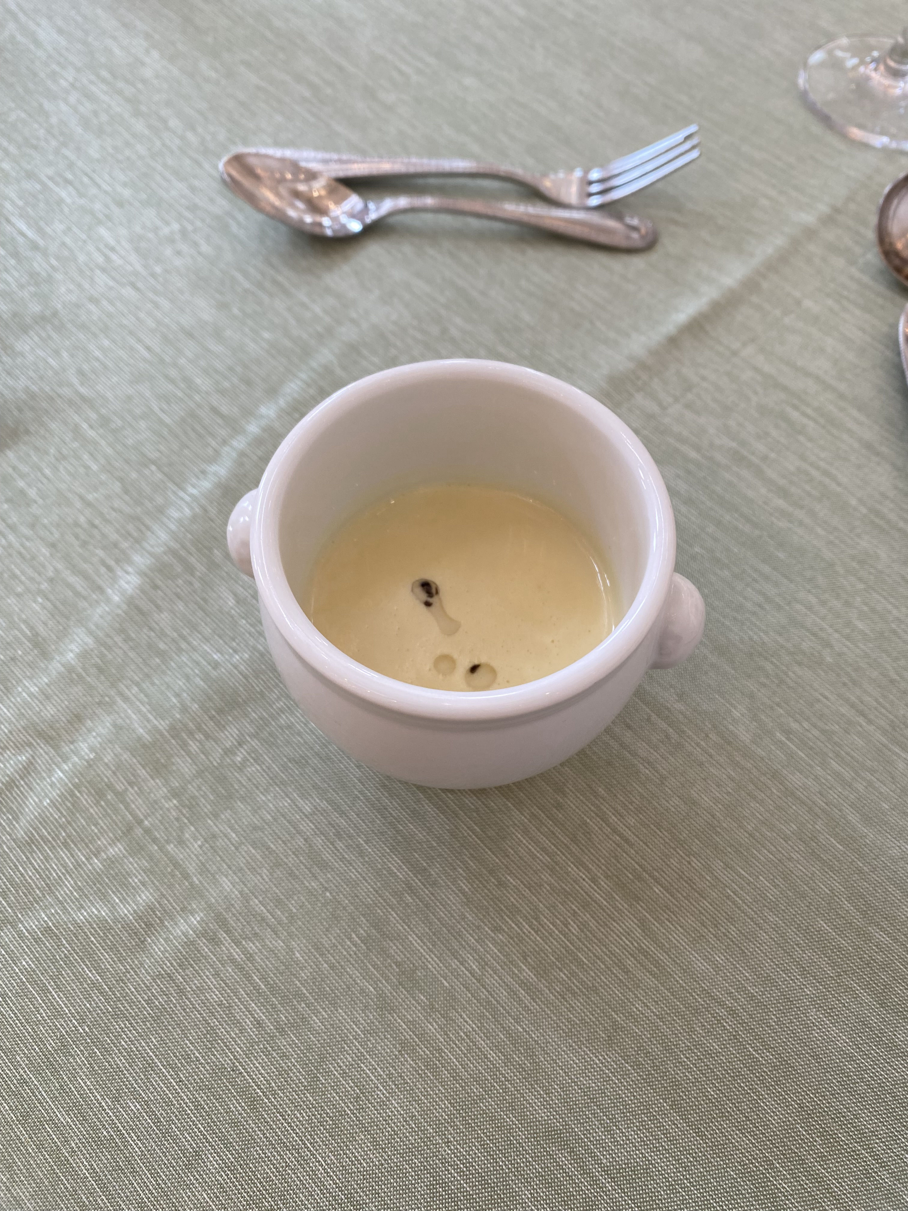 18 (アンウィット) Produced by Casa d' Angela