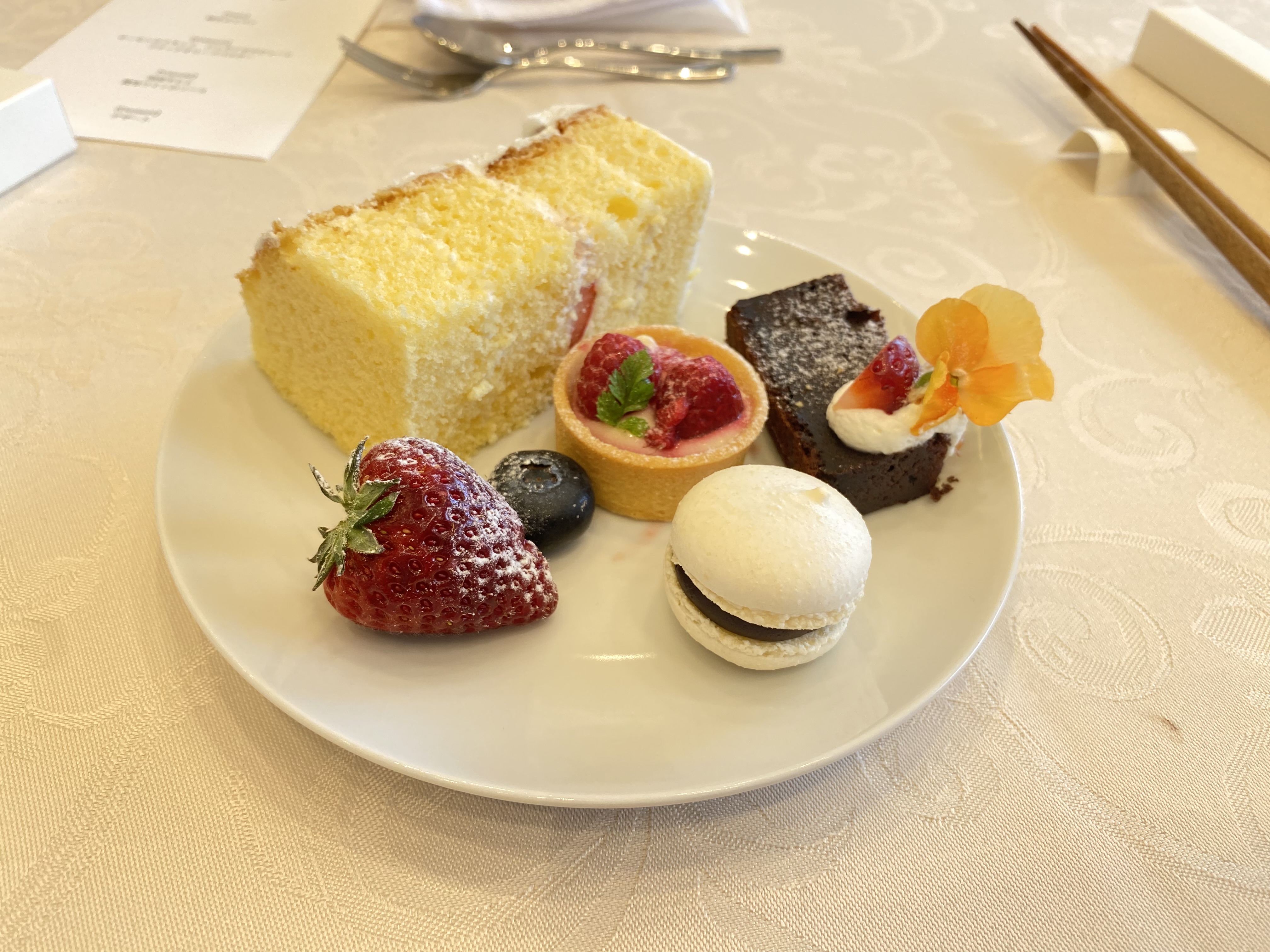 ザ・リバーサイドテラス広島ツリーズスクエア