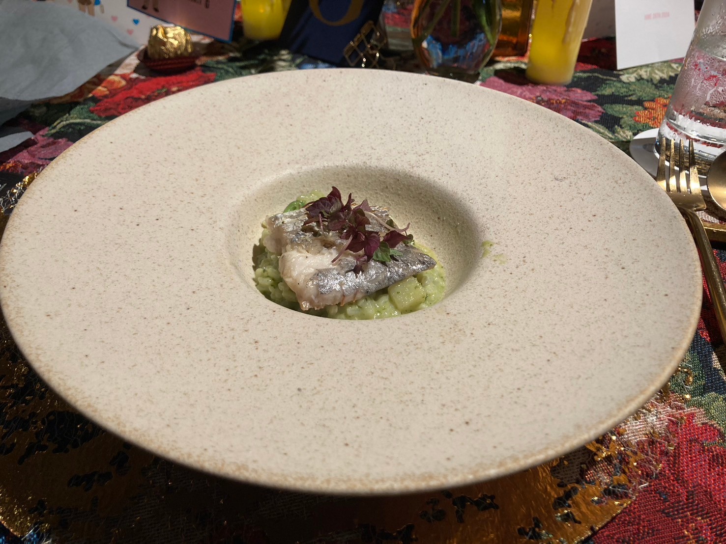 グリリアパージナ