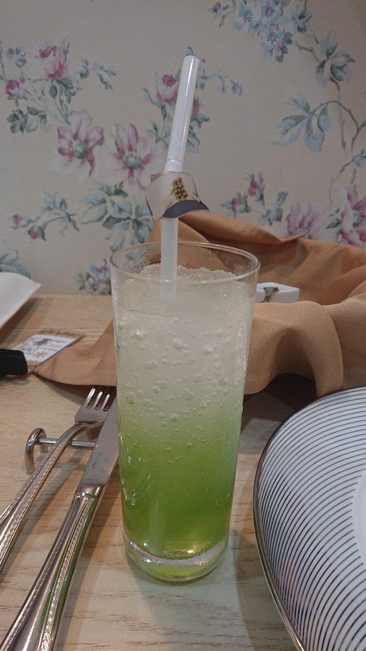 18 (アンウィット) Produced by Casa d' Angela