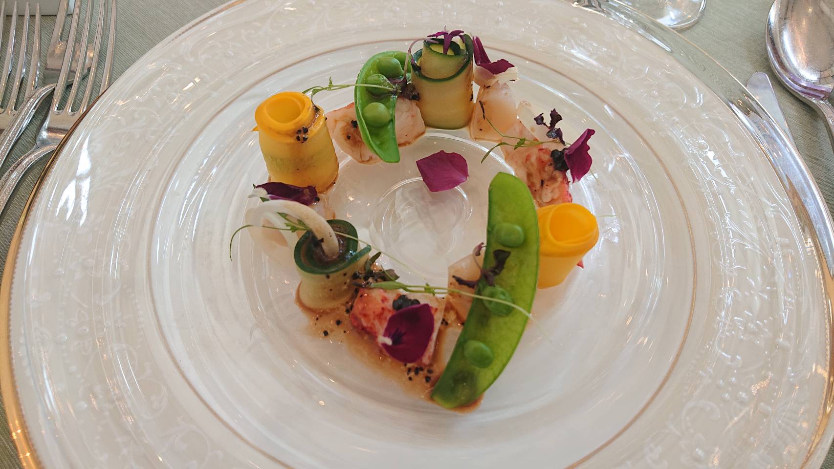 18 (アンウィット) Produced by Casa d' Angela