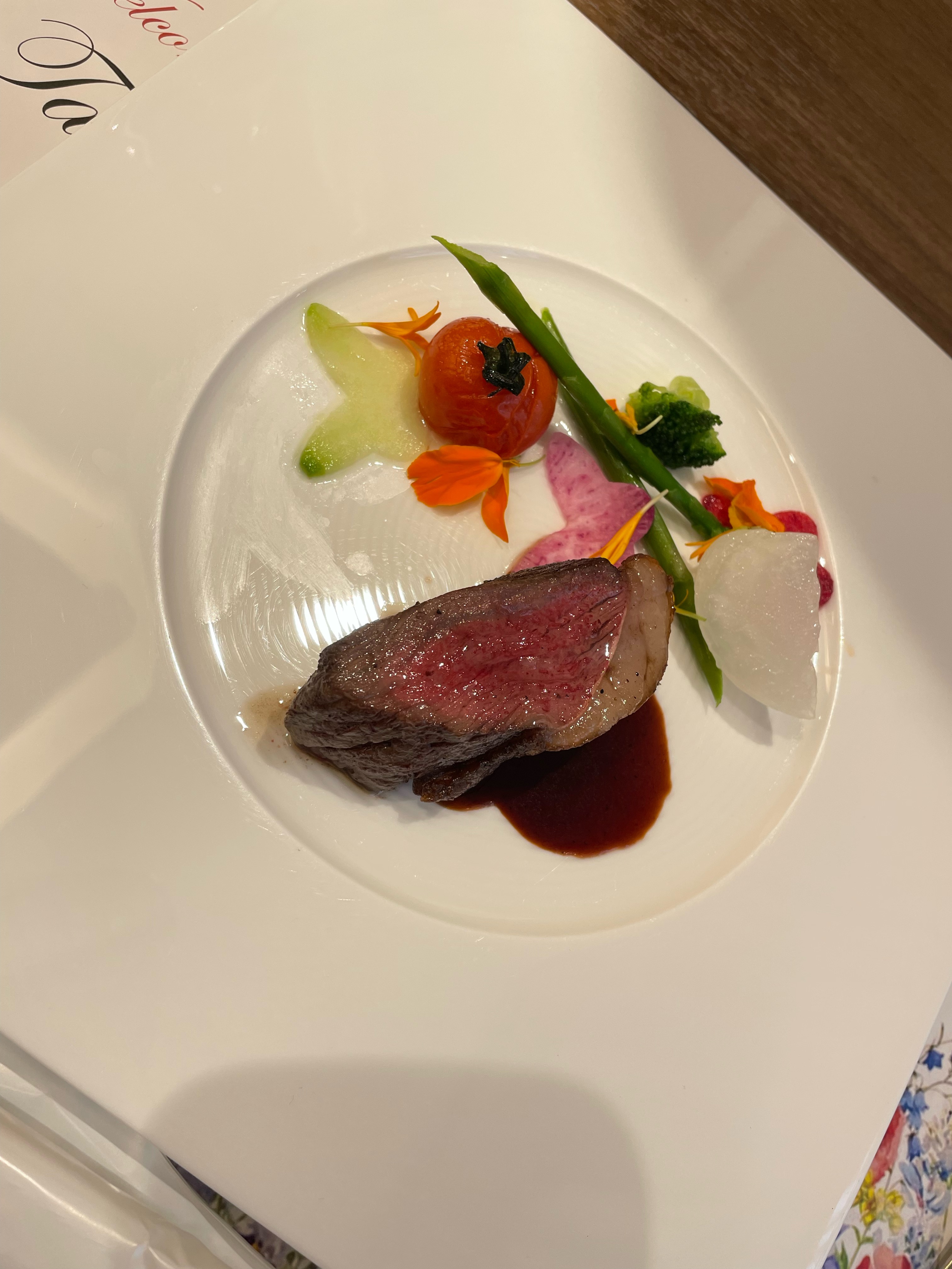 ニーズ千葉みなと（旧名：ベイサイドパーク迎賓館(千葉みなと)）