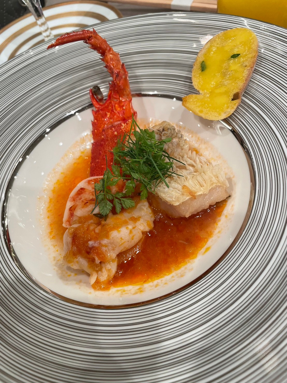 ザ ストリングス表参道