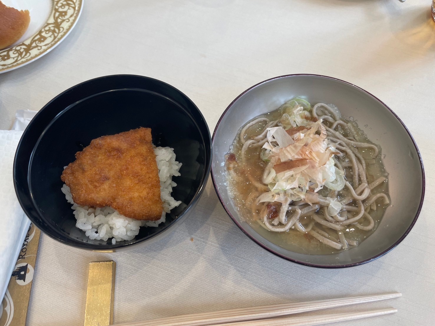 ローズガーデン/ロイヤルグレース大聖堂