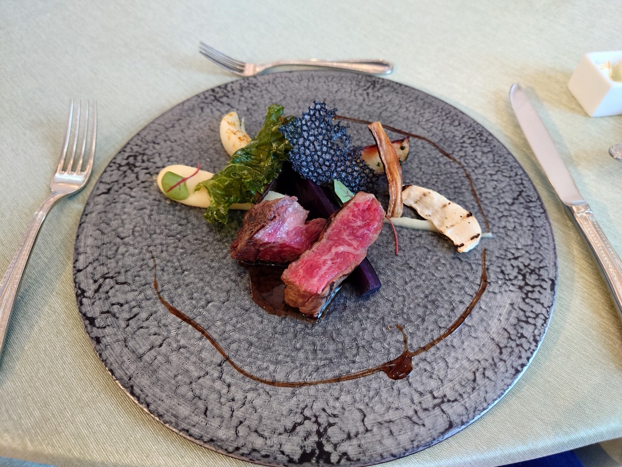 18 (アンウィット) Produced by Casa d' Angela