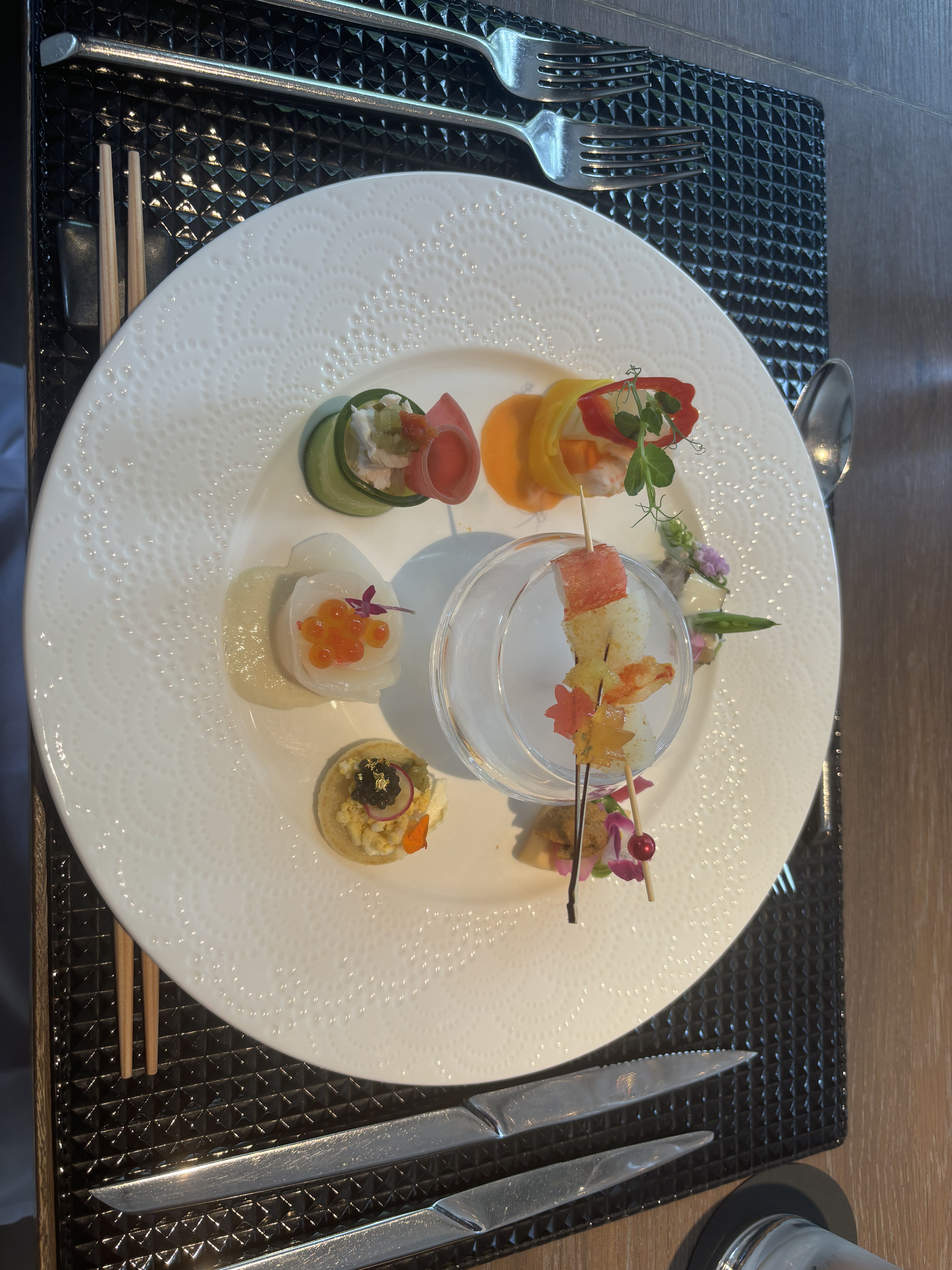 ザ ストリングス表参道