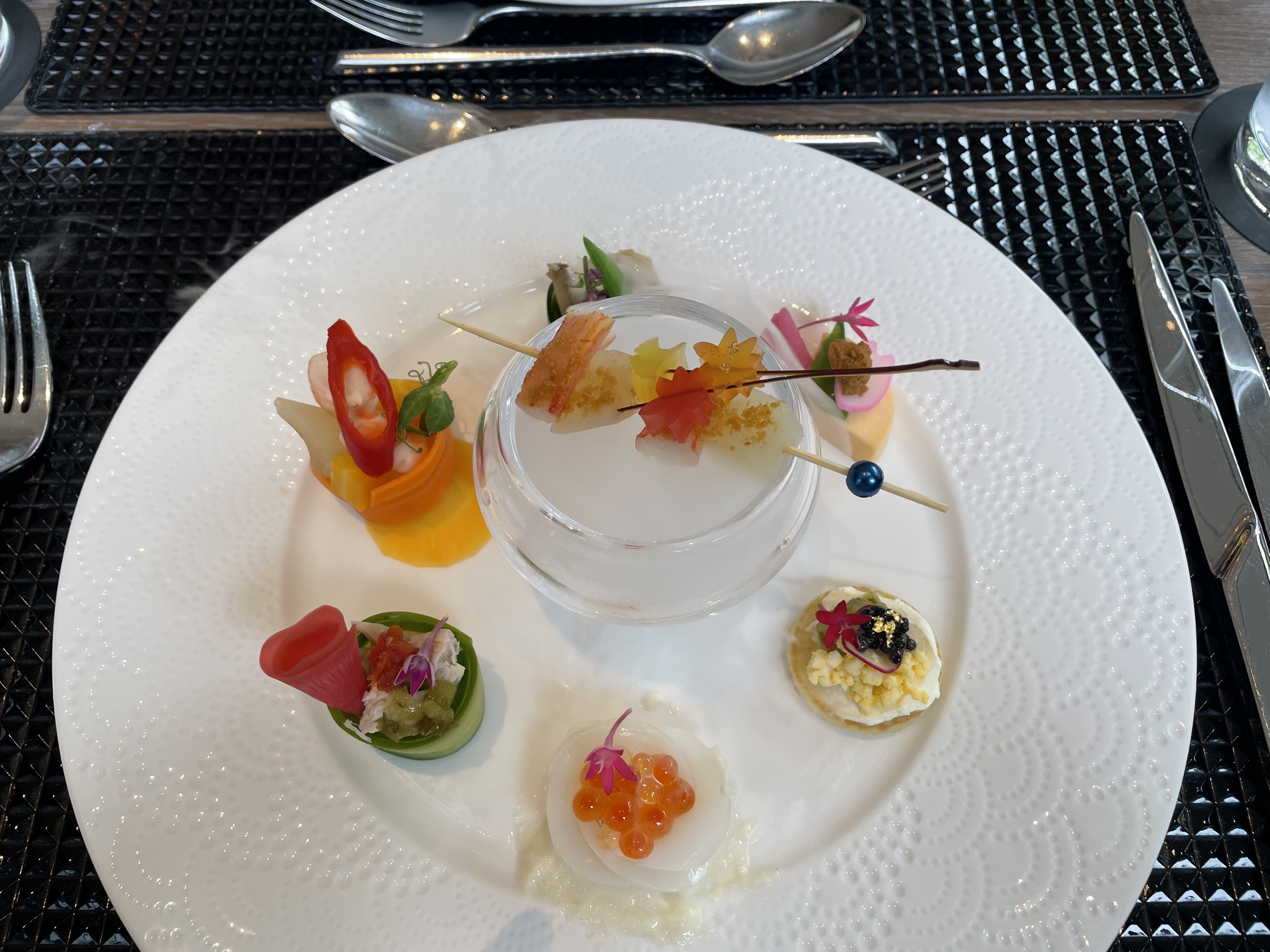 ザ ストリングス表参道