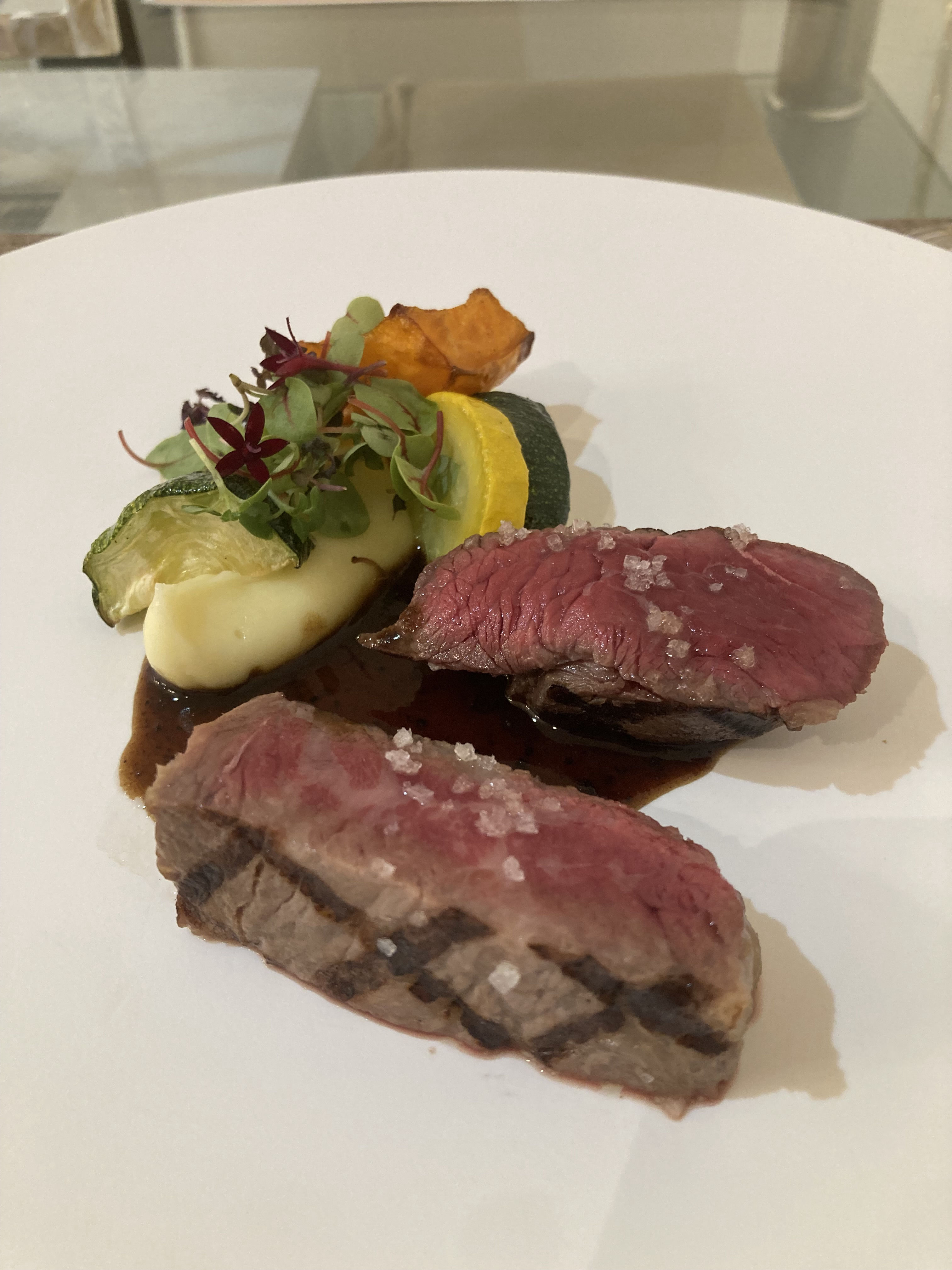 セント・ラファエロチャペル御堂筋