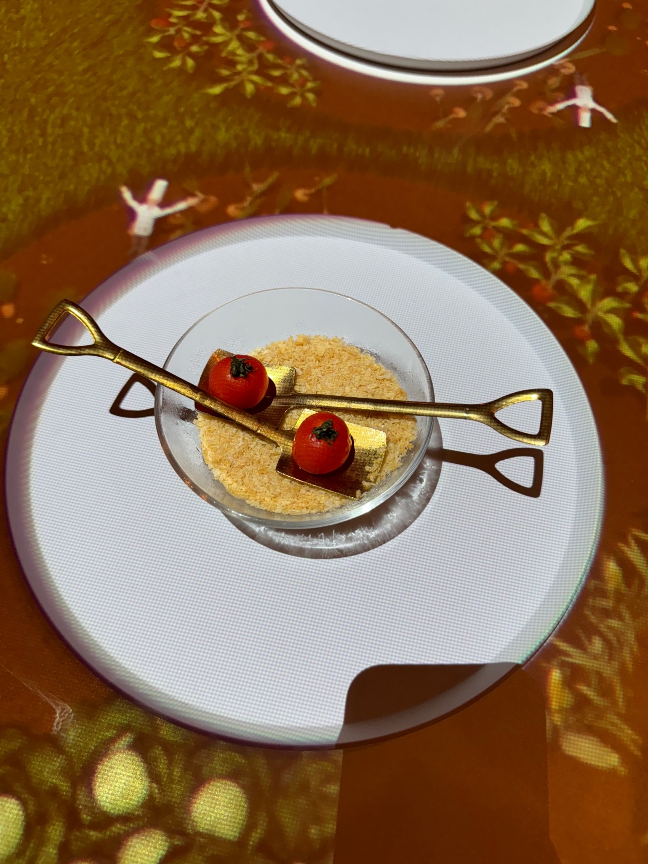 18 (アンウィット) Produced by Casa d' Angela