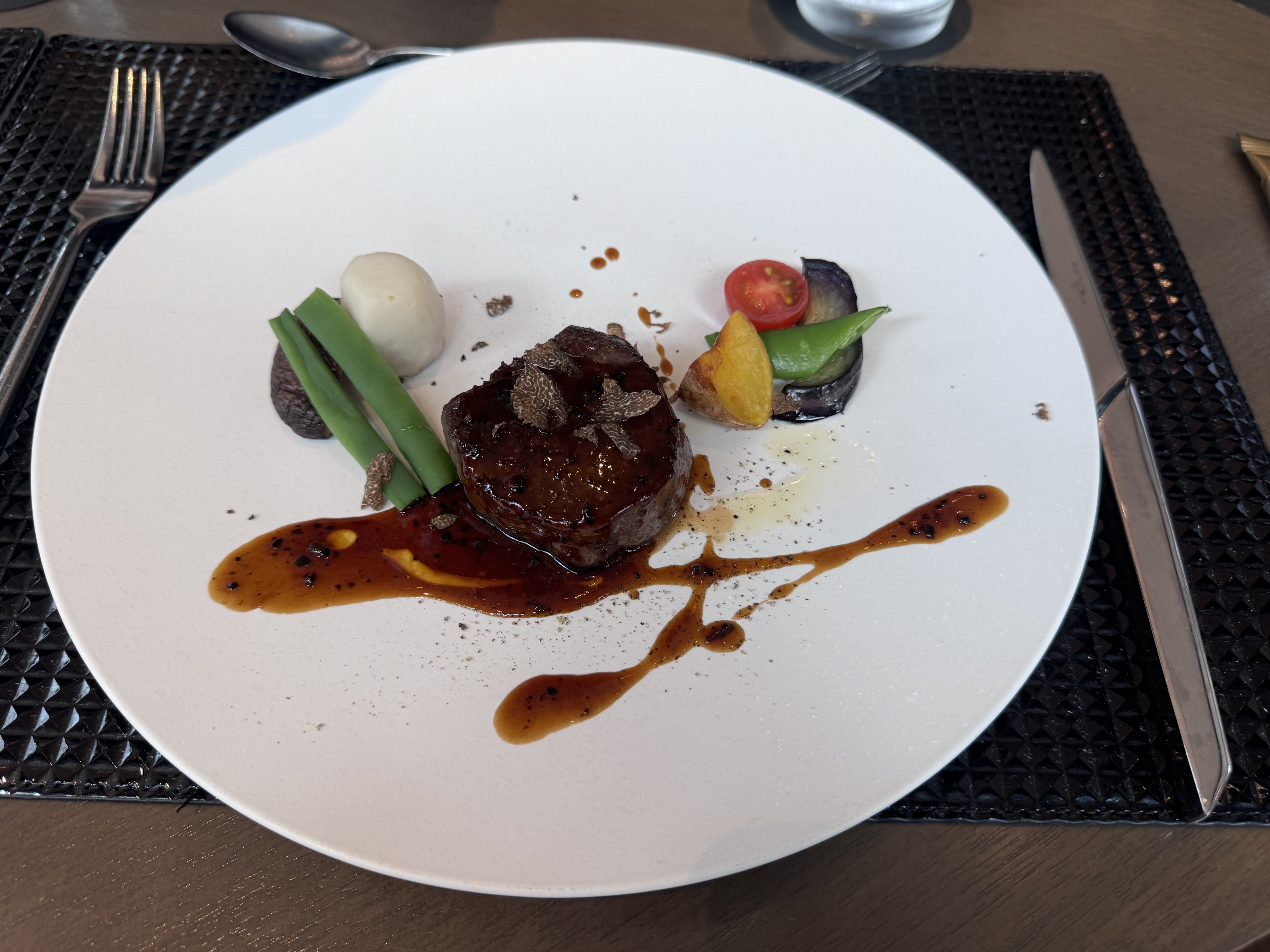 ザ ストリングス表参道