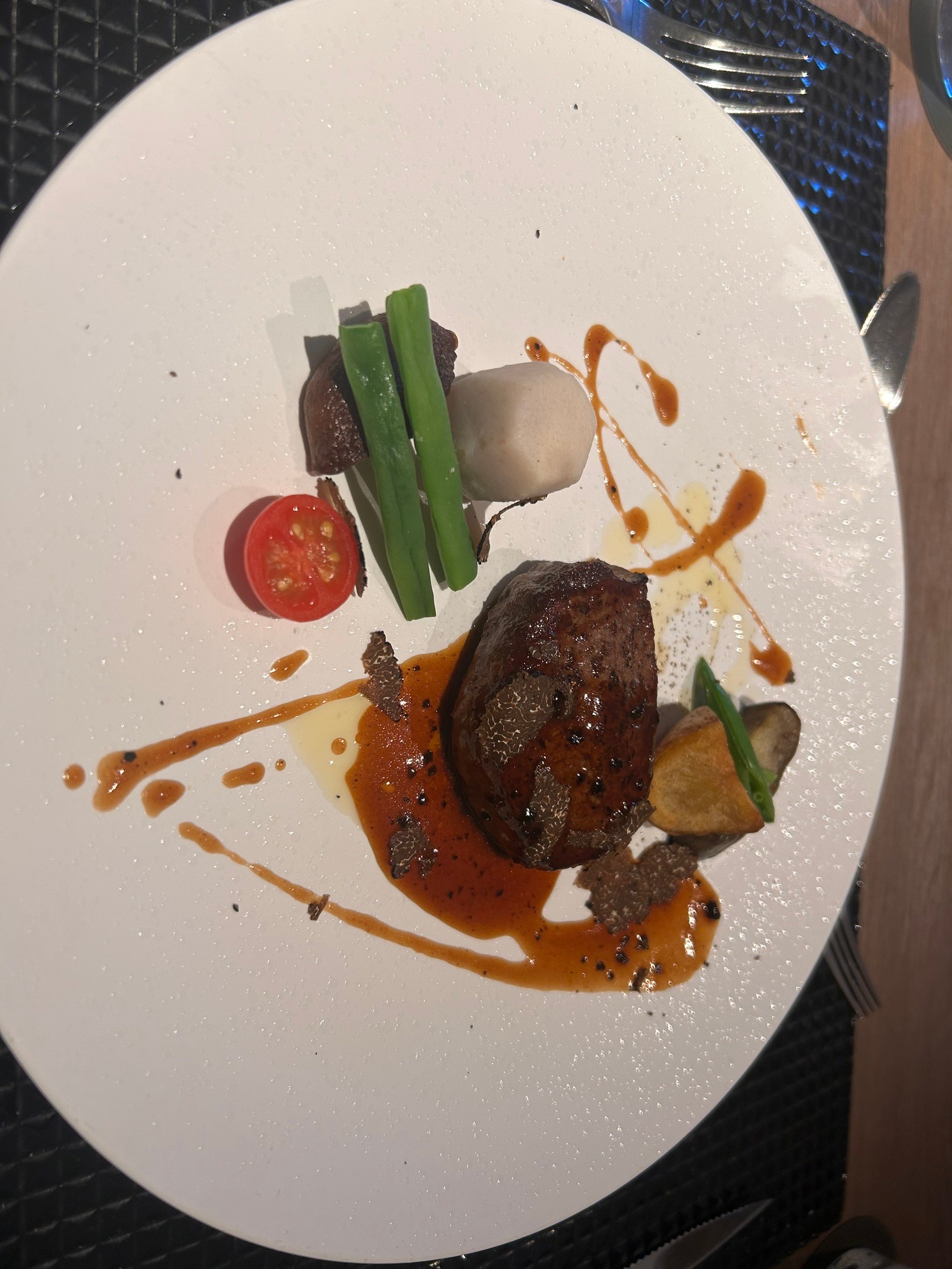 ザ ストリングス表参道