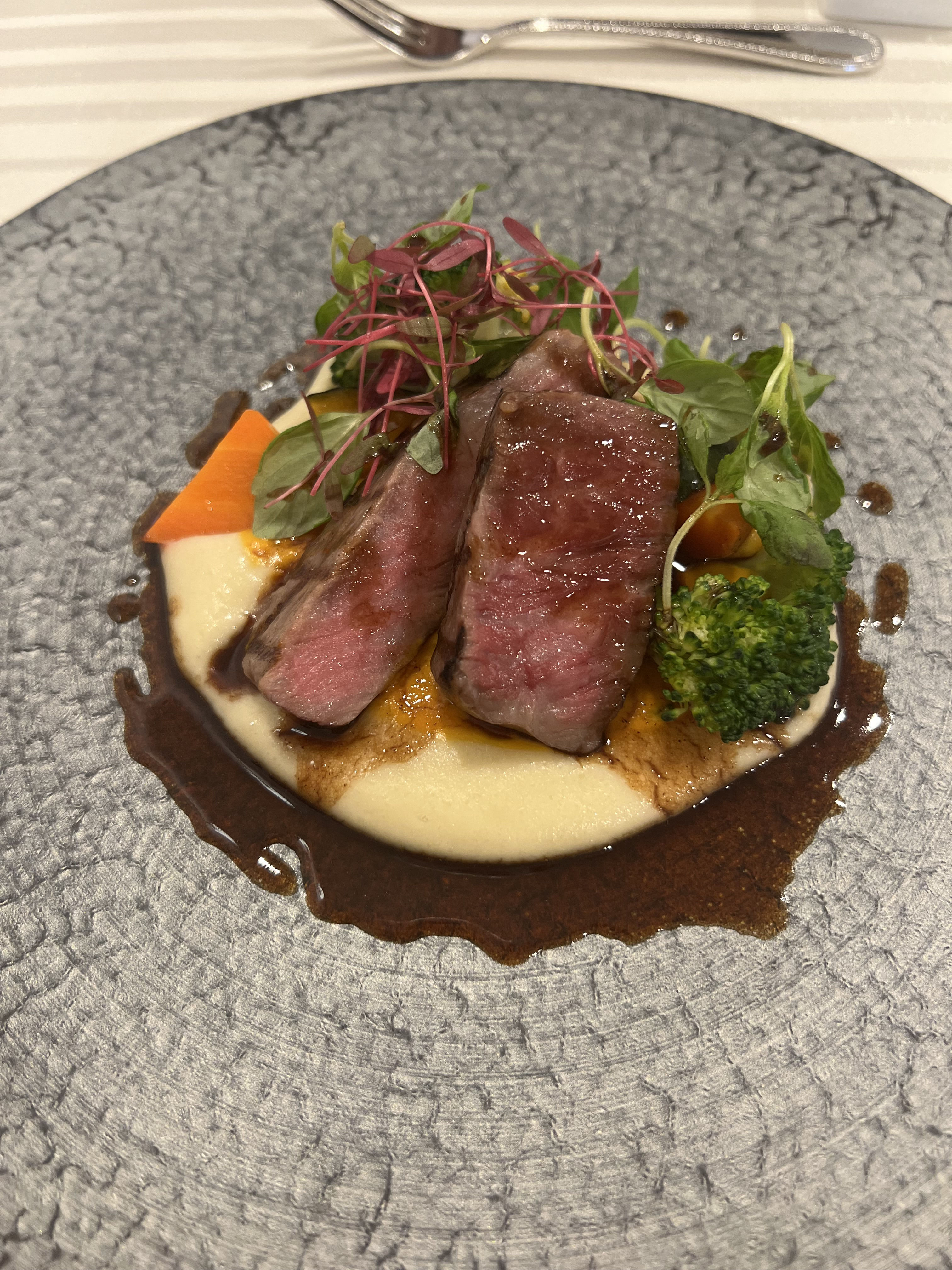 18 (アンウィット) Produced by Casa d' Angela