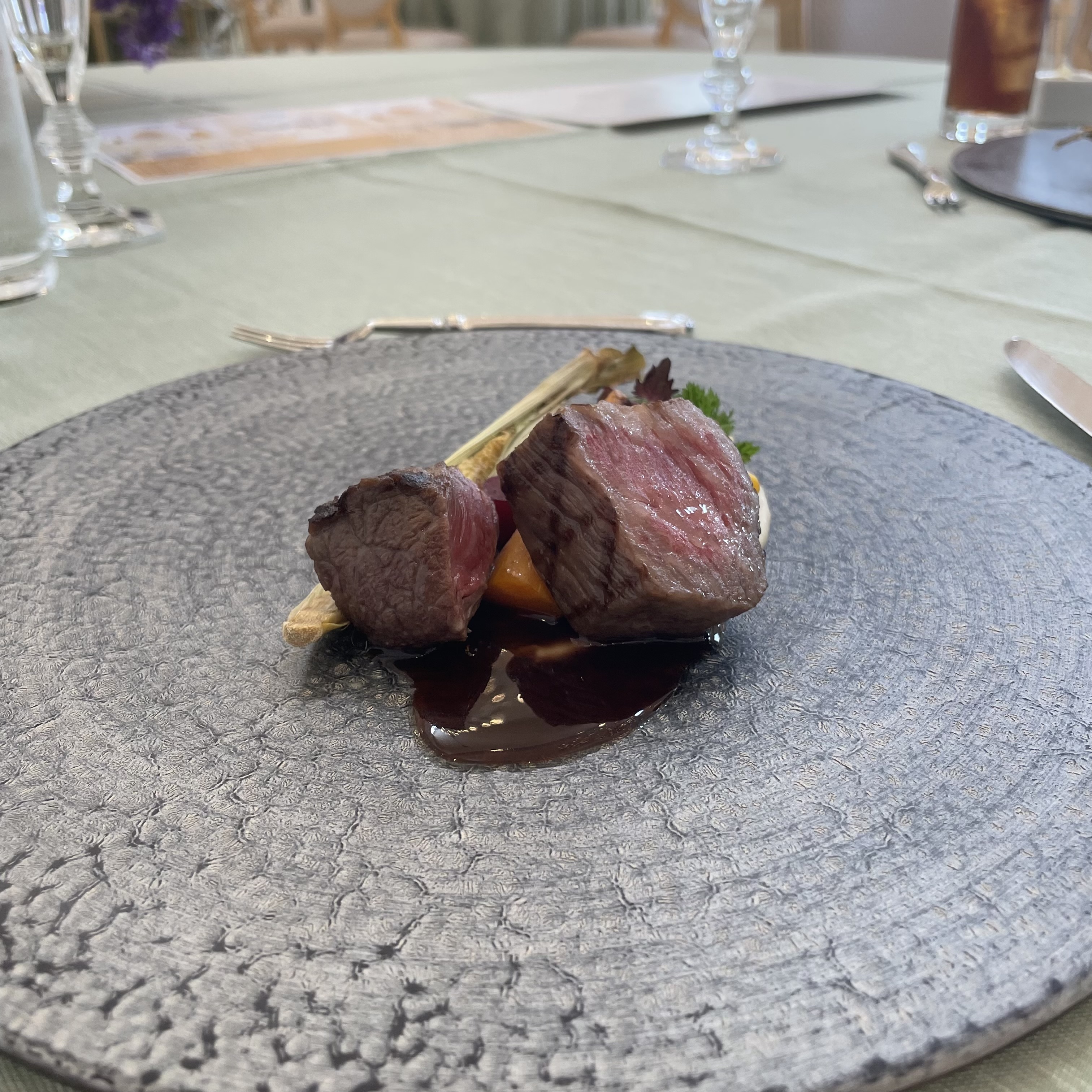 18 (アンウィット) Produced by Casa d' Angela