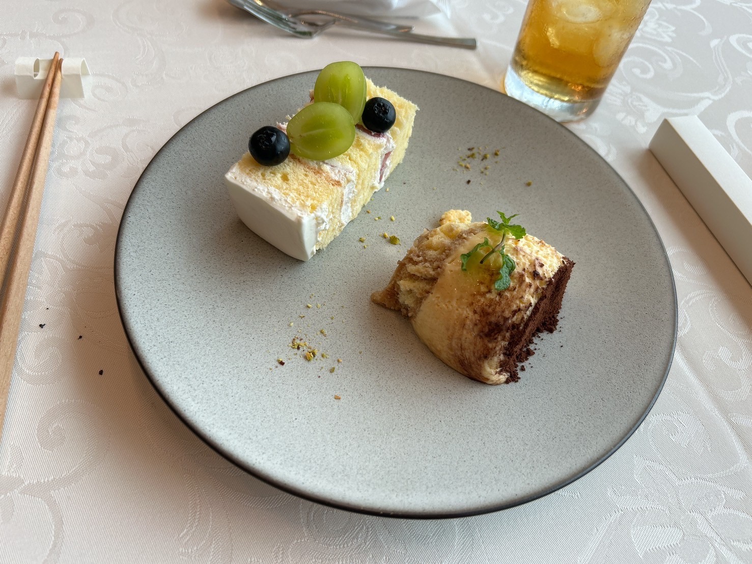 The 33 Sense of Wedding