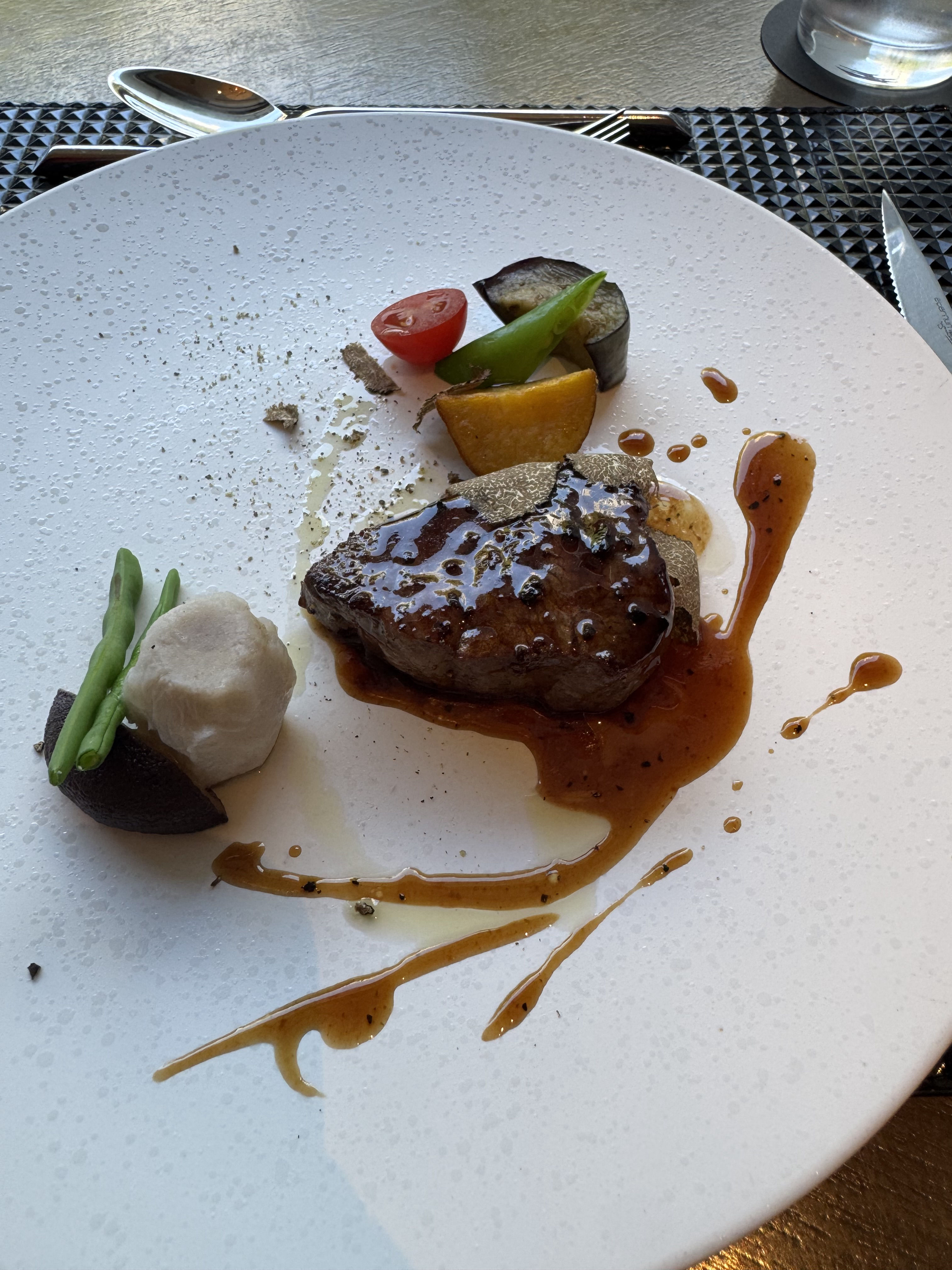 ザ ストリングス表参道