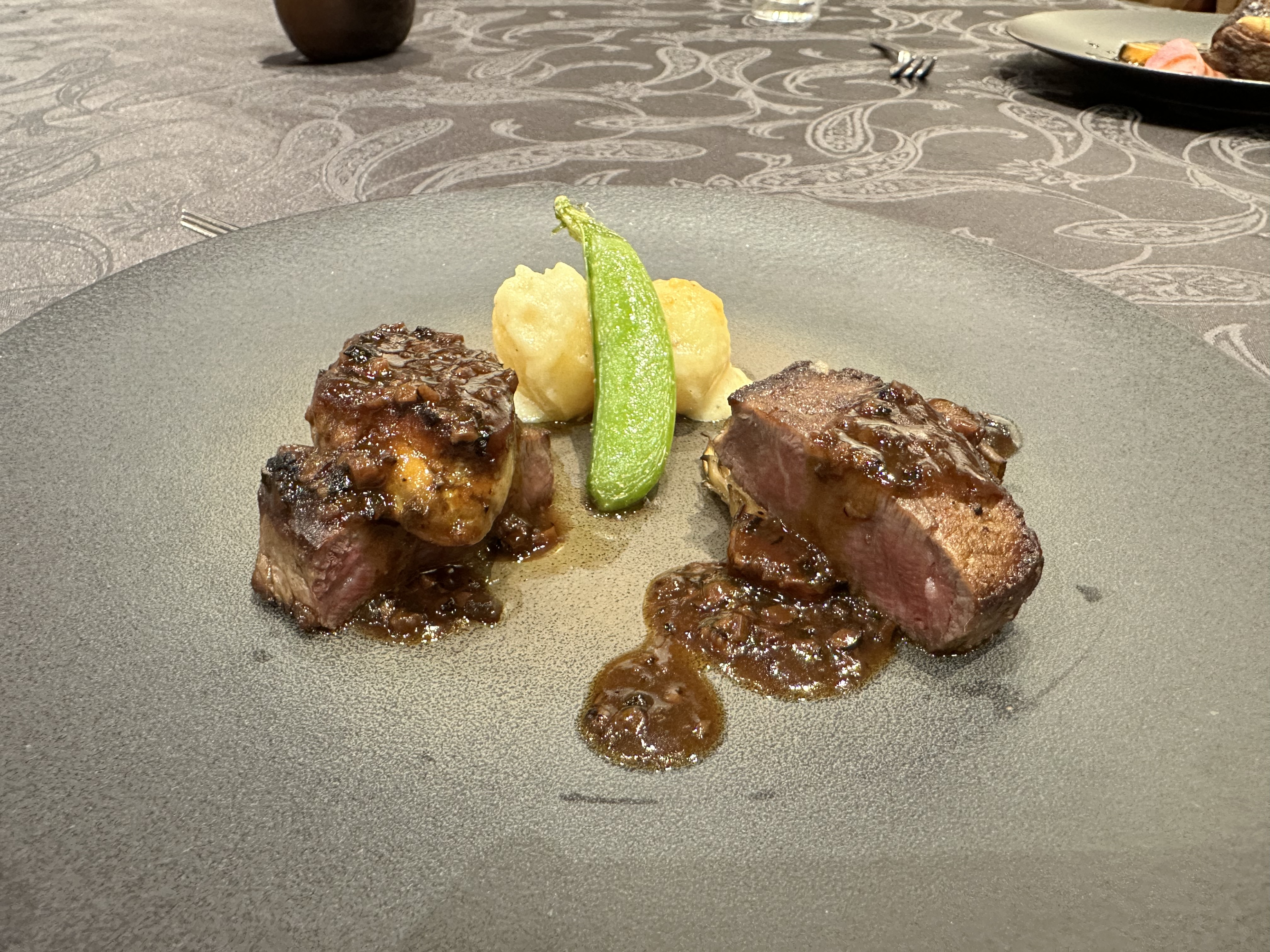 アンフェリシオン