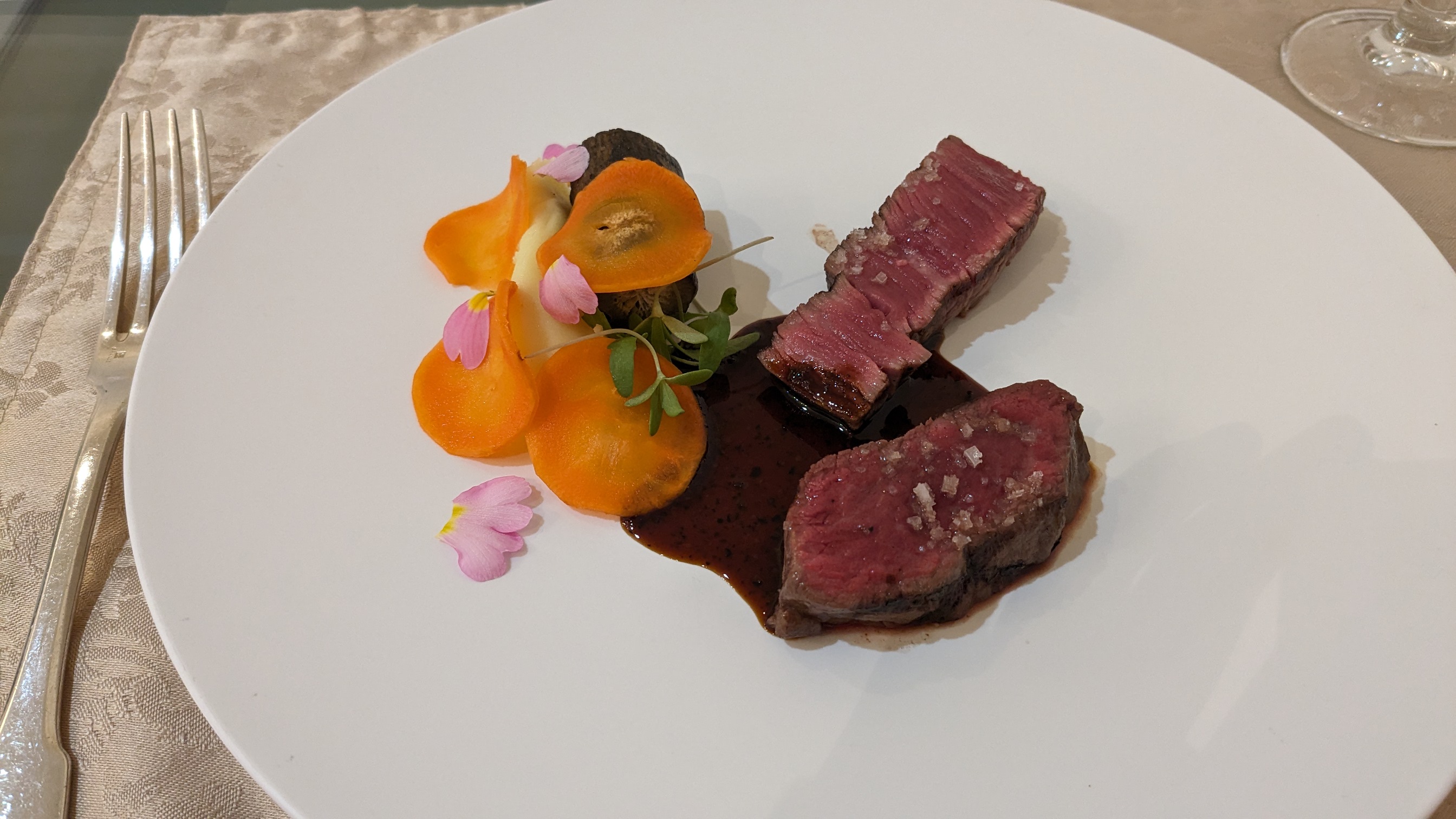 セント・ラファエロチャペル御堂筋