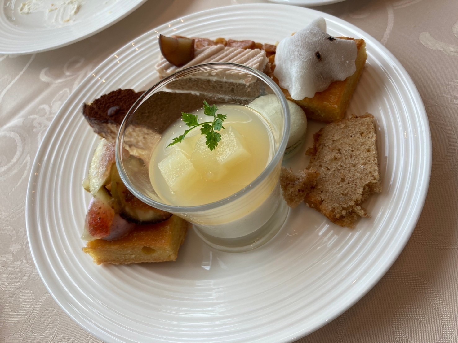 The 33 Sense of Wedding