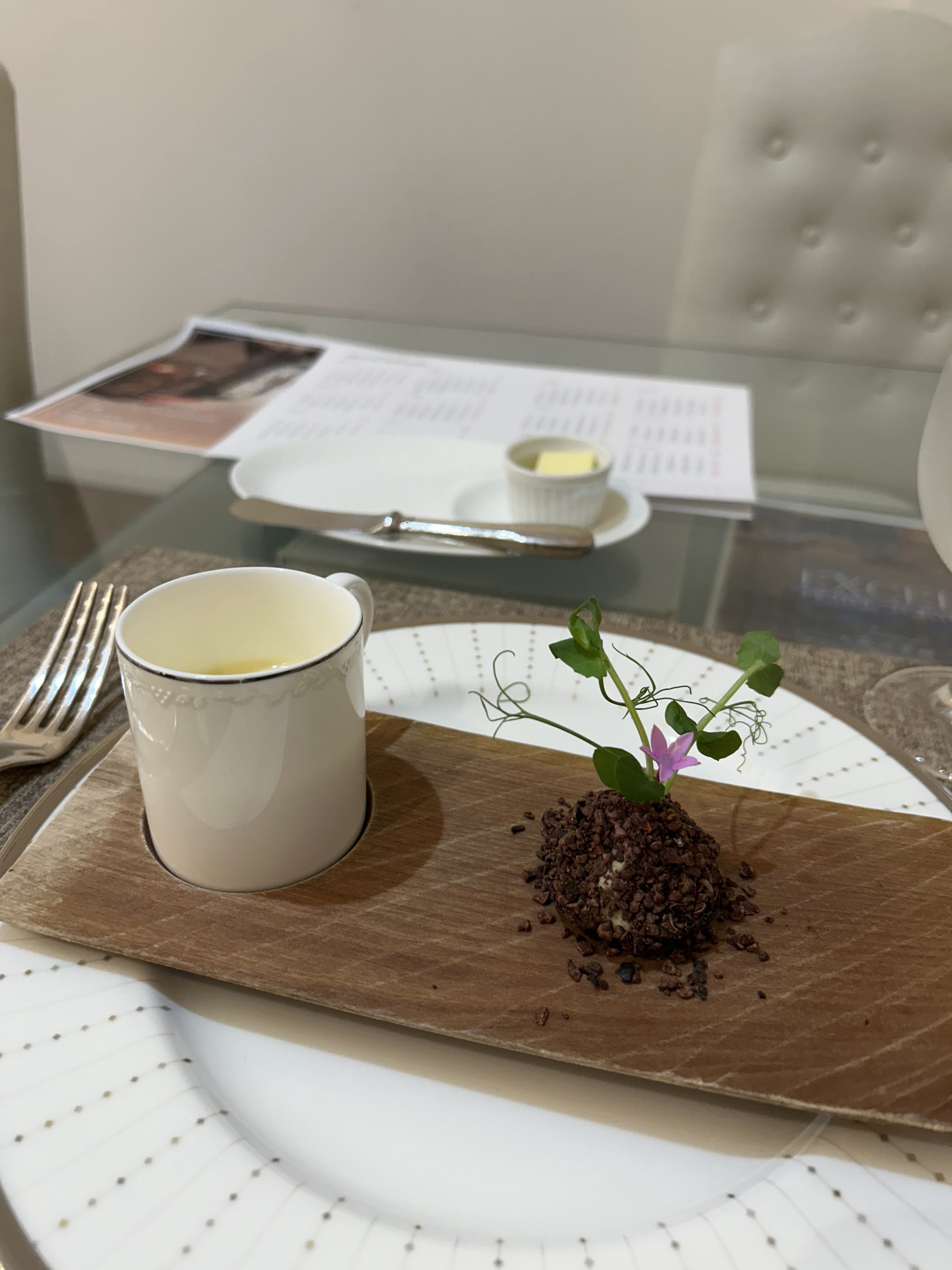 セント・ラファエロチャペル御堂筋