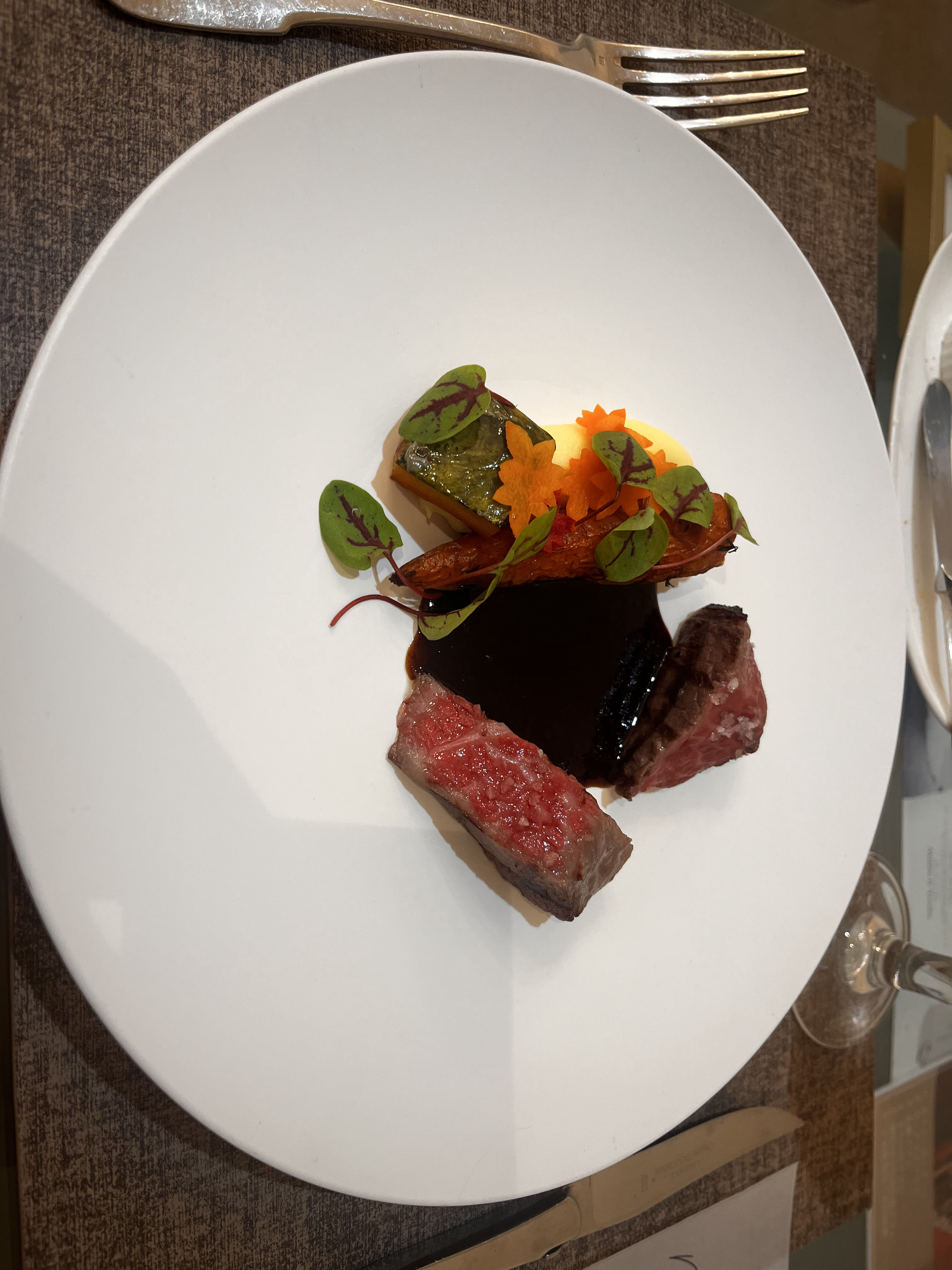 セント・ラファエロチャペル御堂筋