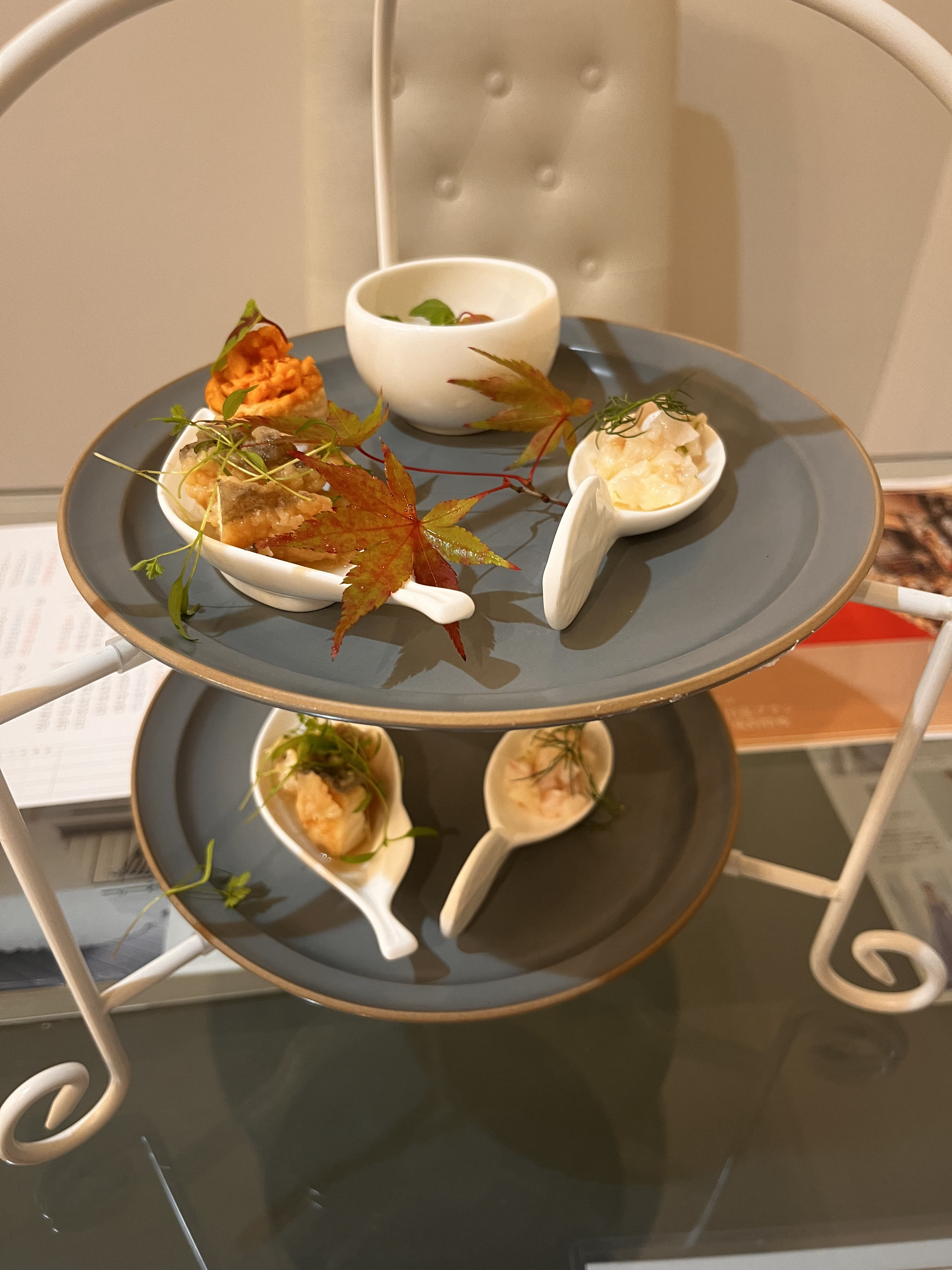 セント・ラファエロチャペル御堂筋