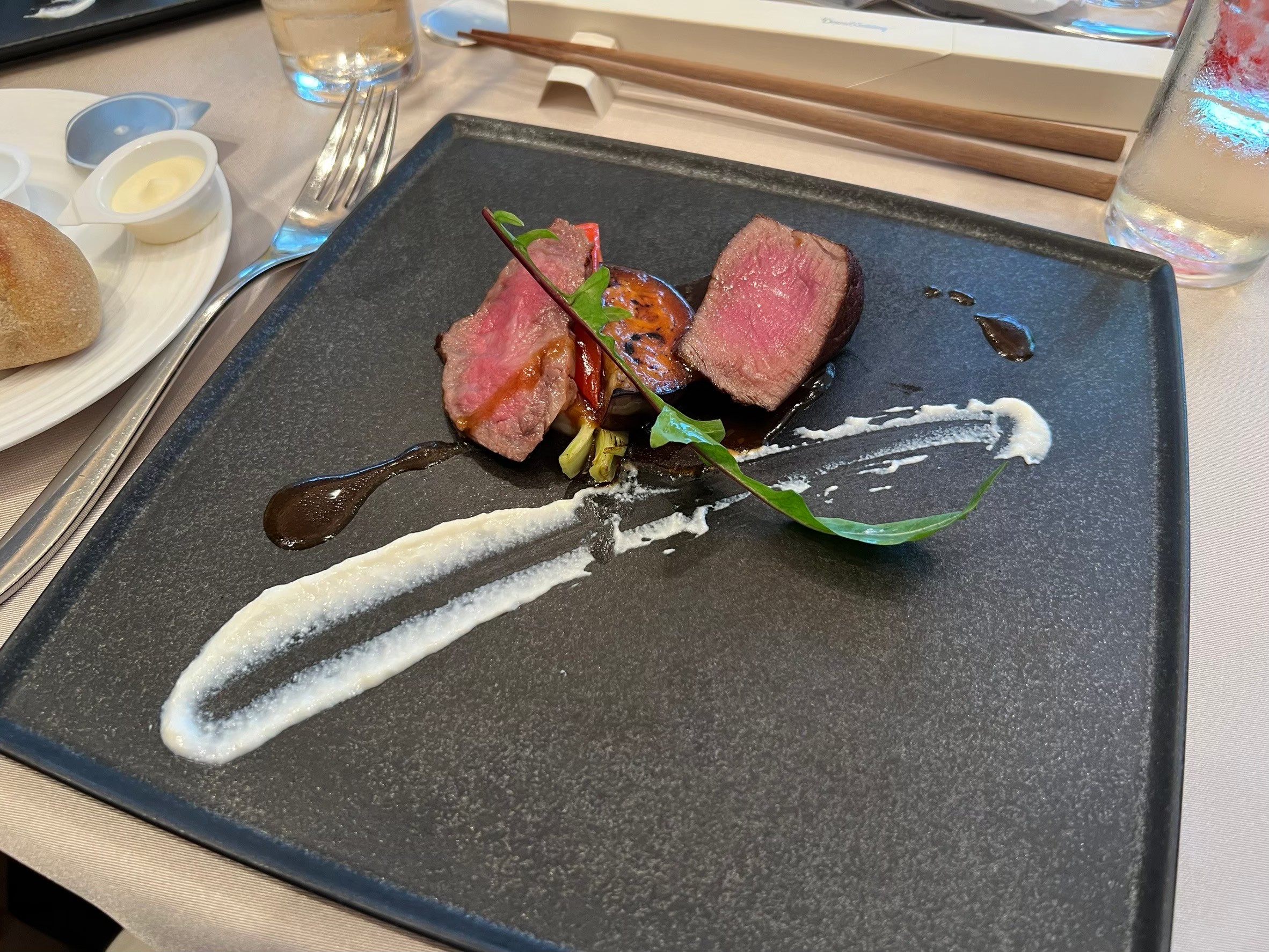 The 33 Sense of Wedding