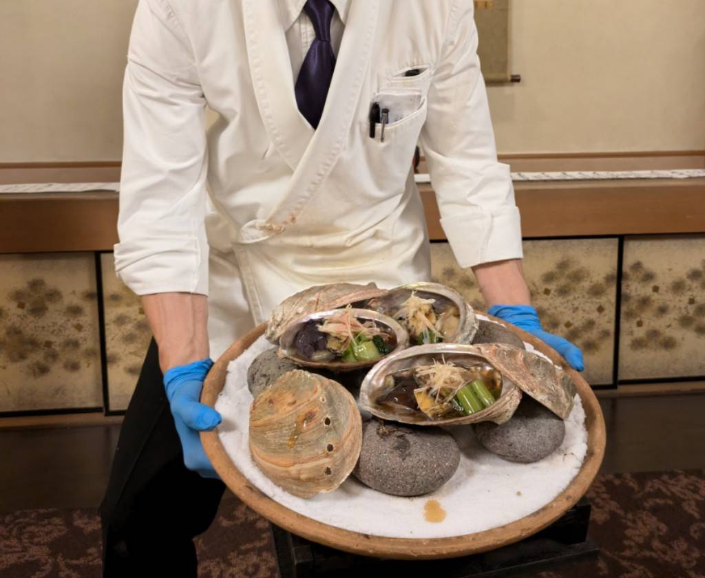 The KIKUSUIRO narapark(菊水楼)