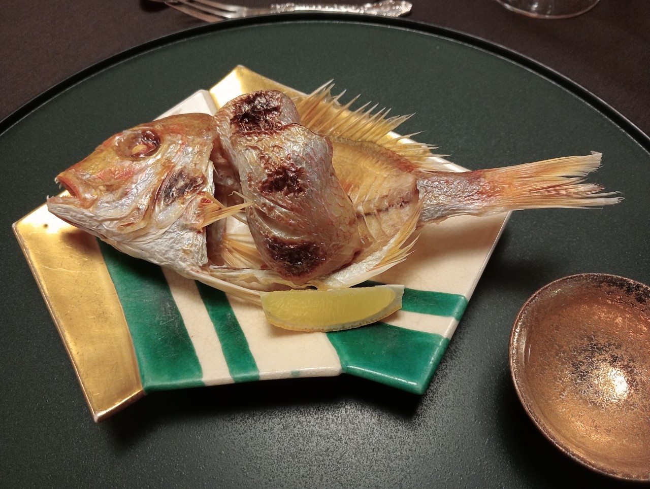 The KIKUSUIRO narapark(菊水楼)