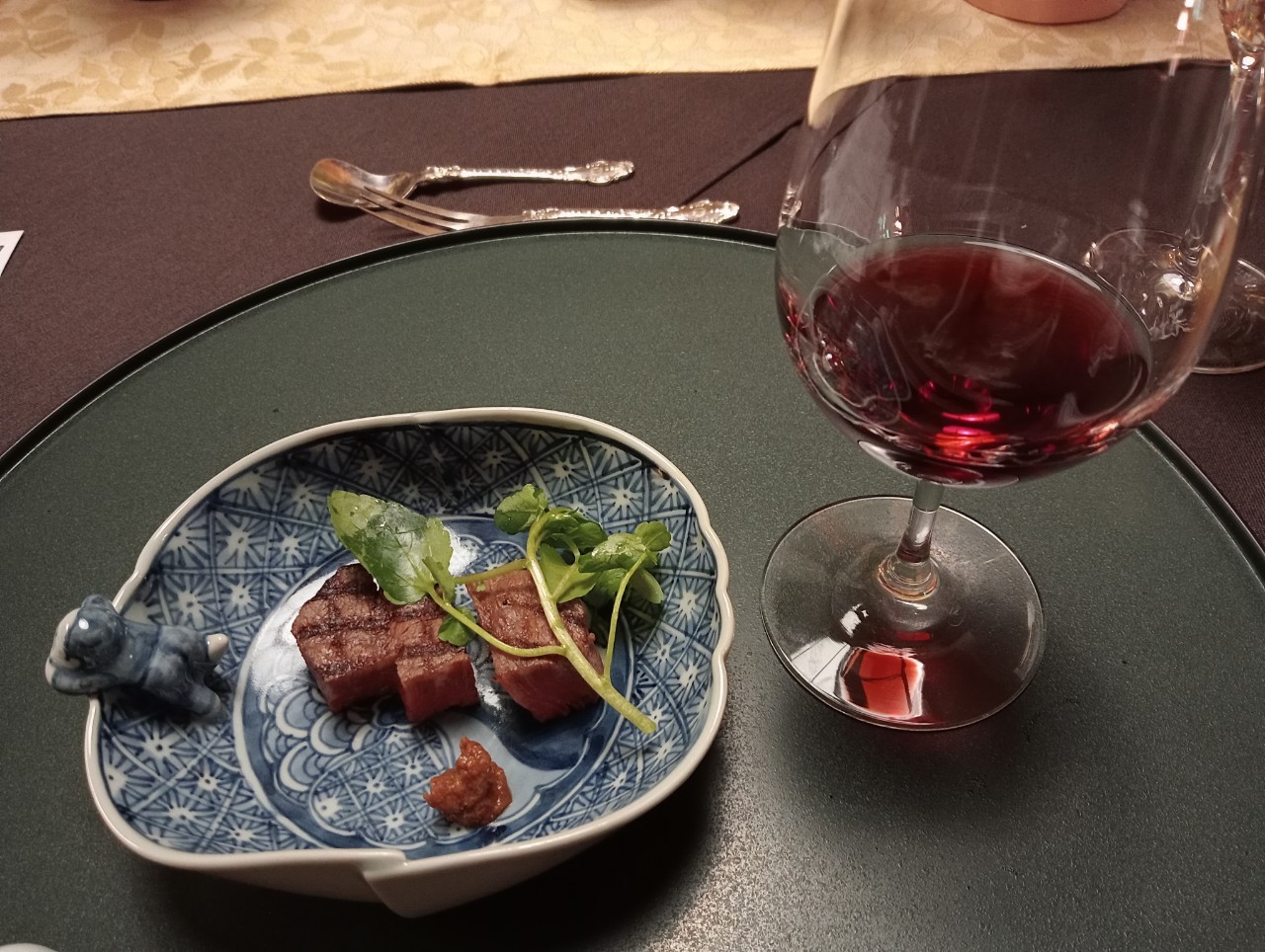 The KIKUSUIRO narapark(菊水楼)