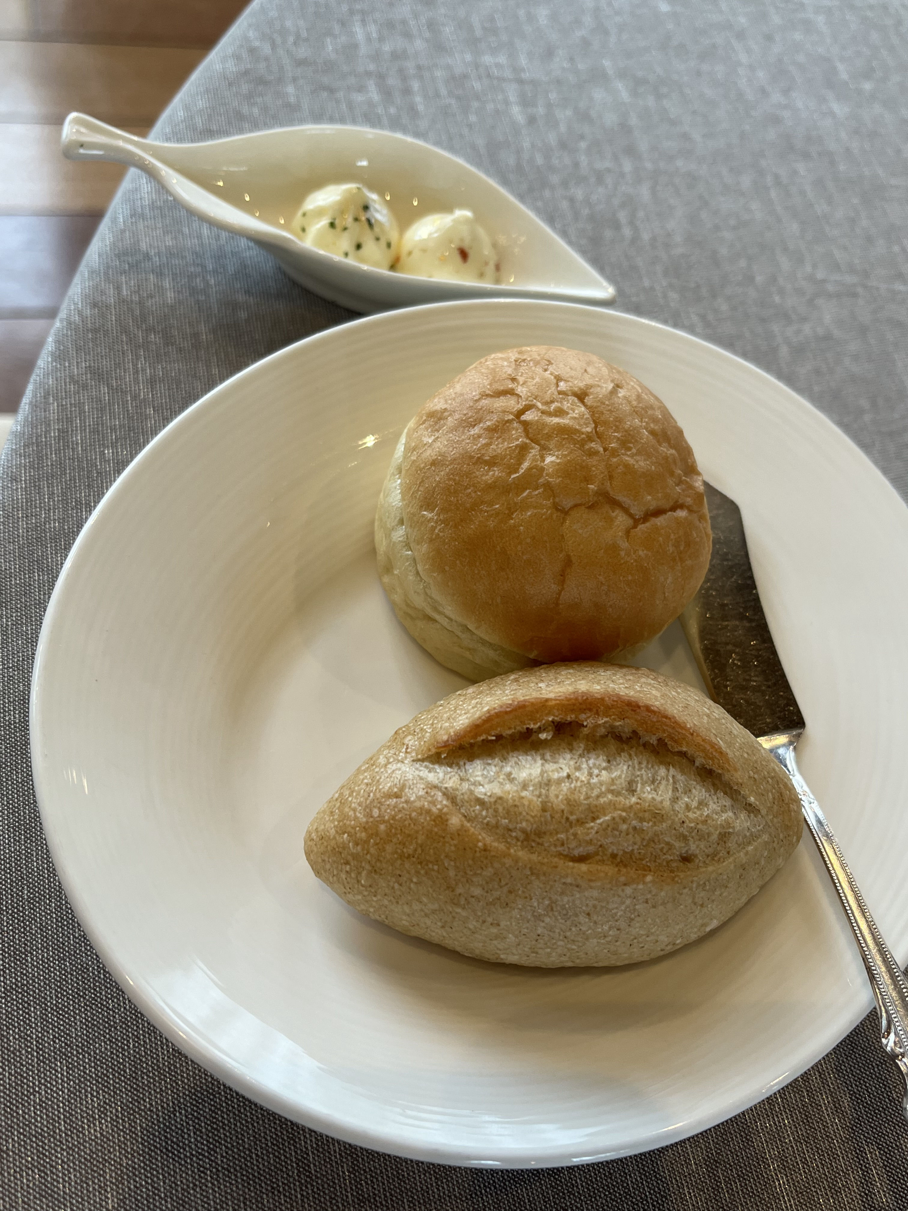 カサ・デ・アンジェラ馬車道(Casa d' Angela)