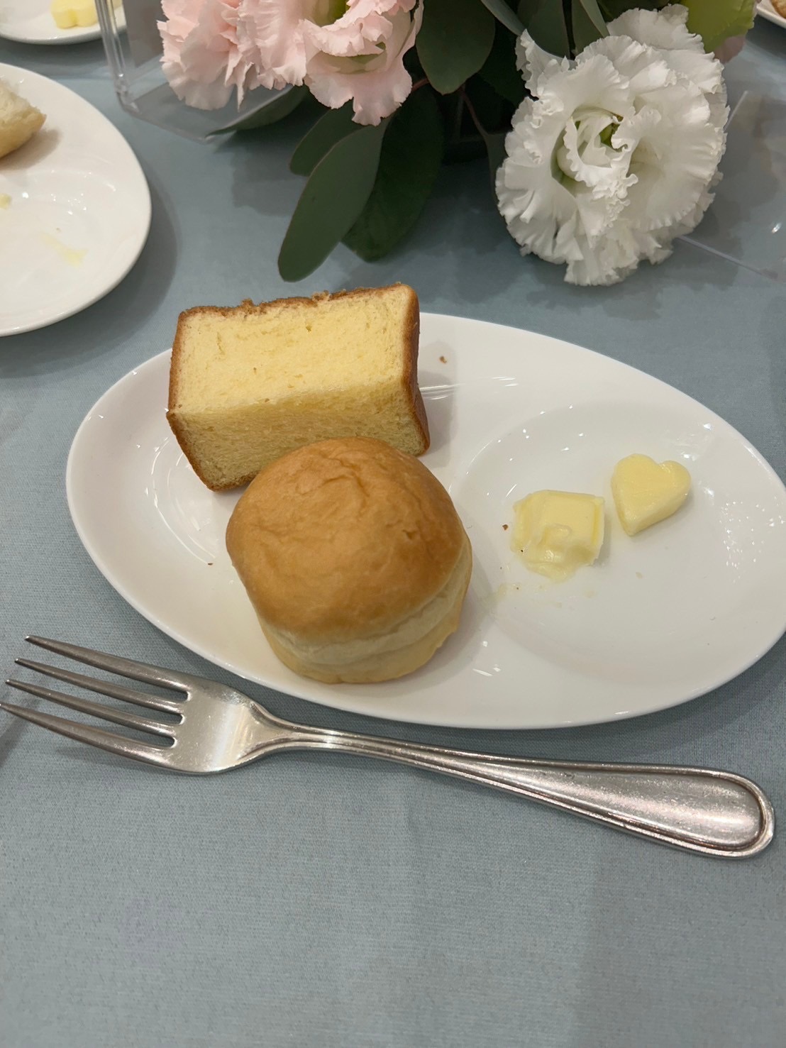 セント・ラファエロチャペル御堂筋