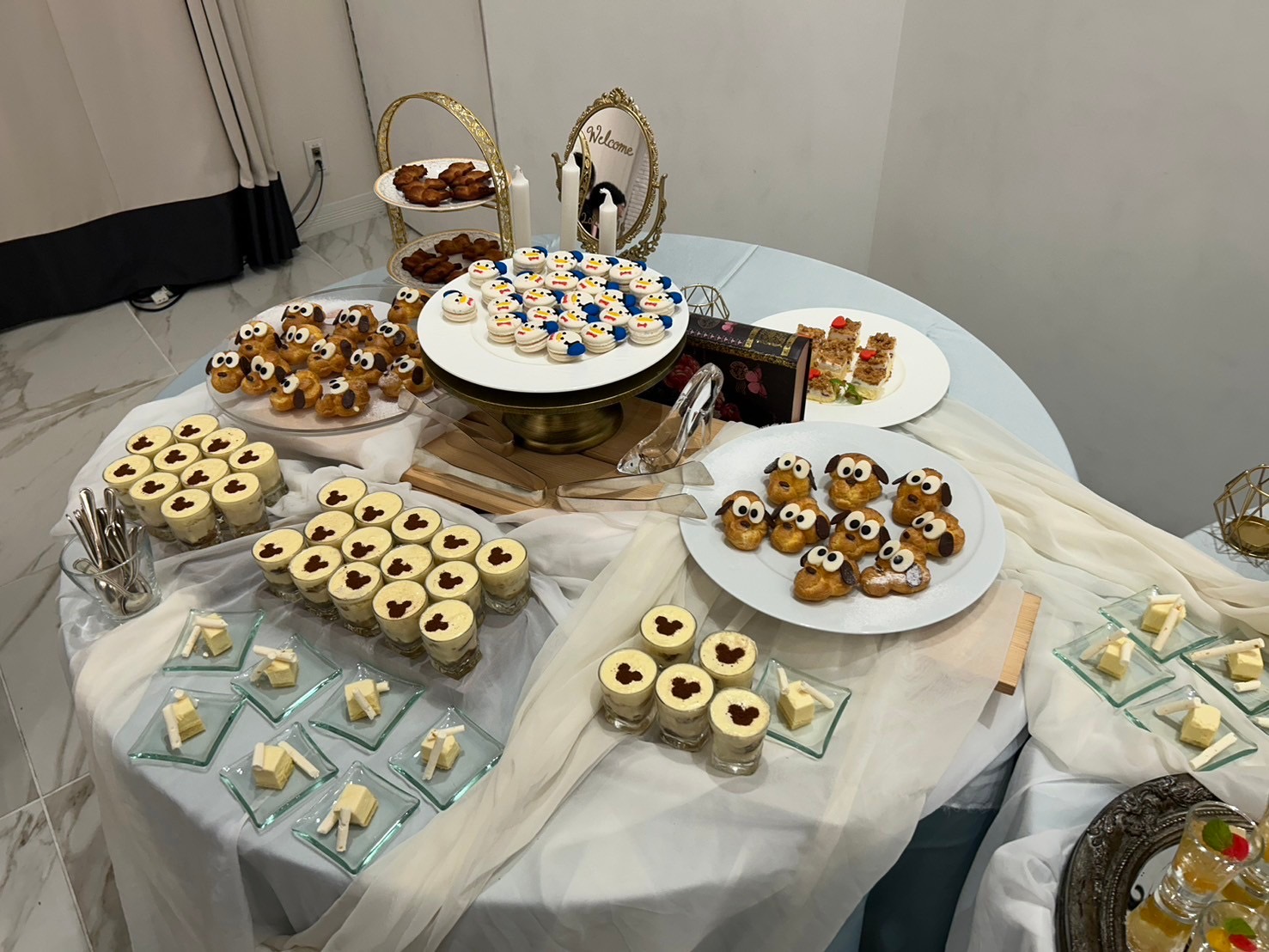 セント・ラファエロチャペル御堂筋