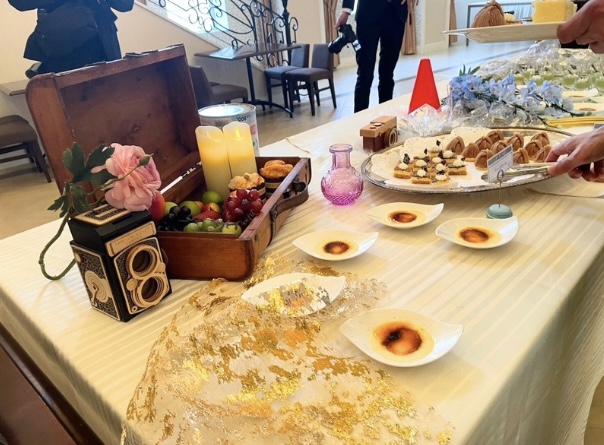 18 (アンウィット) Produced by Casa d' Angela