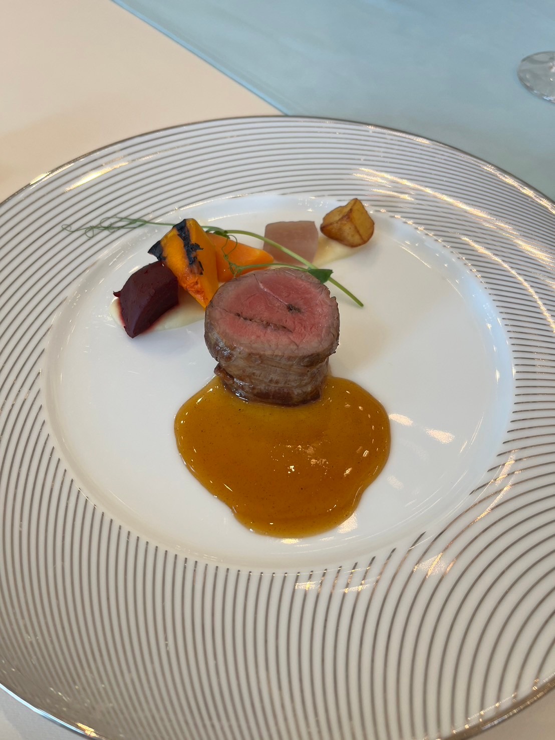 18 (アンウィット) Produced by Casa d' Angela