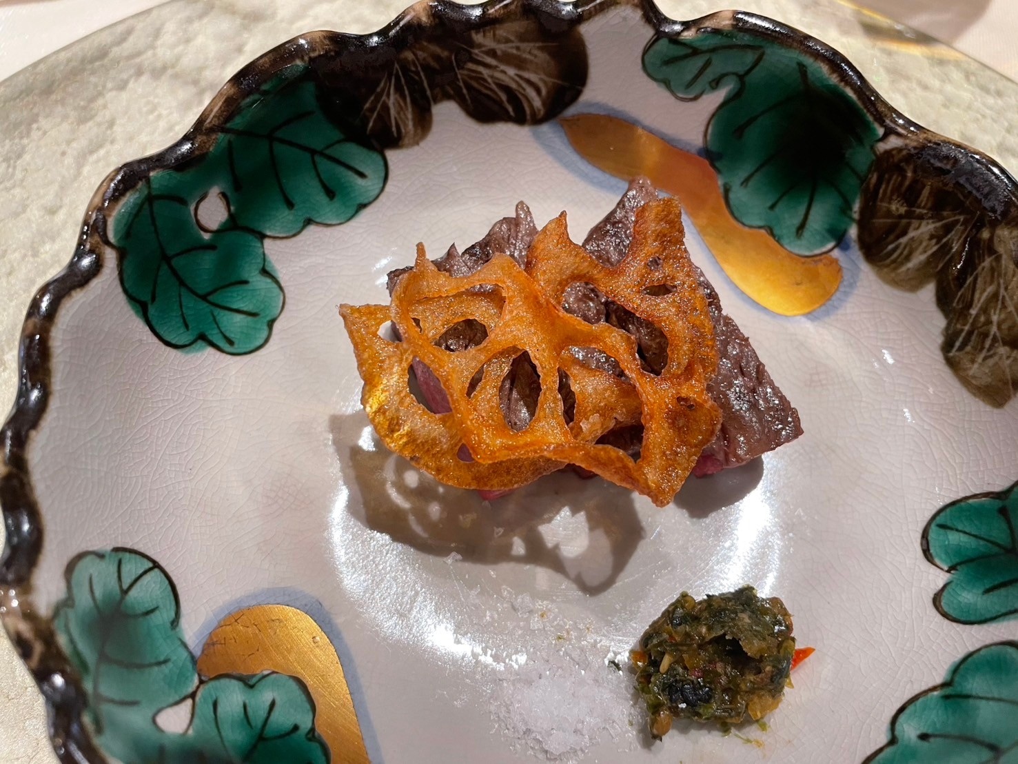 The KIKUSUIRO narapark(菊水楼)