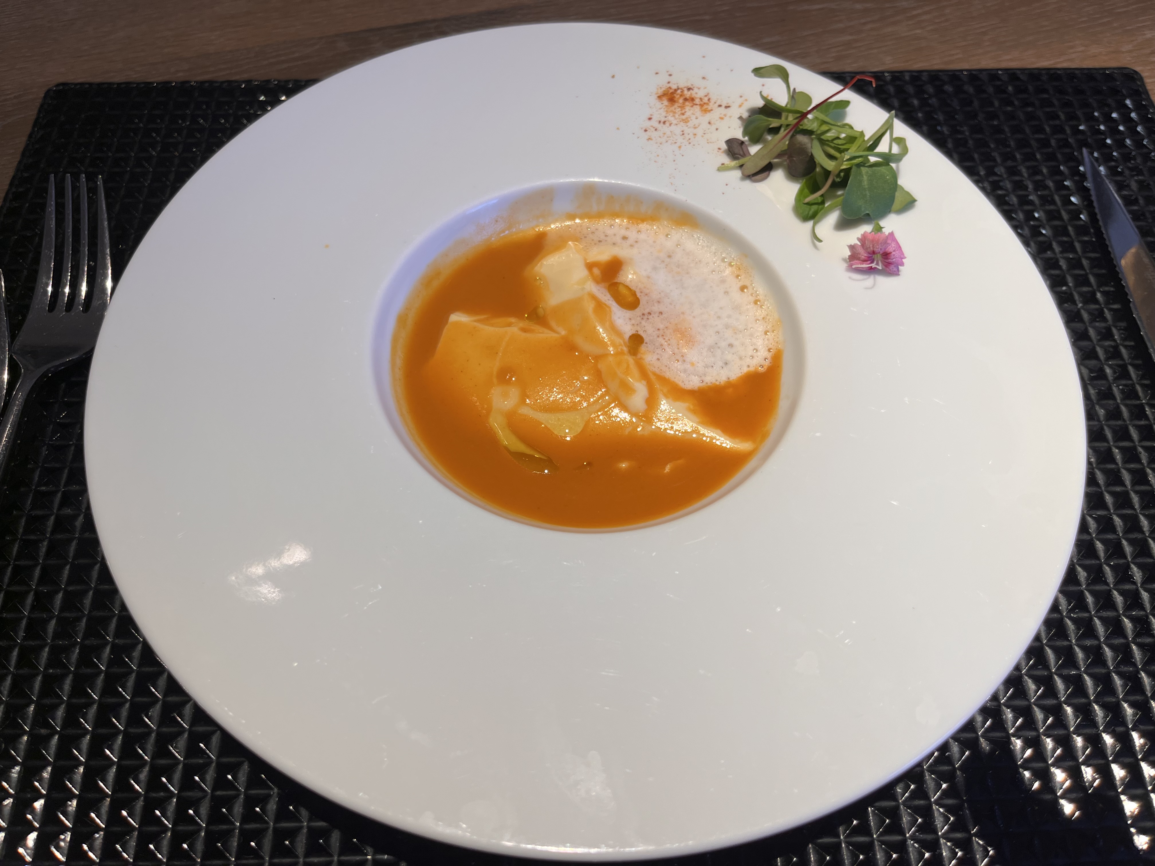 ザ ストリングス表参道