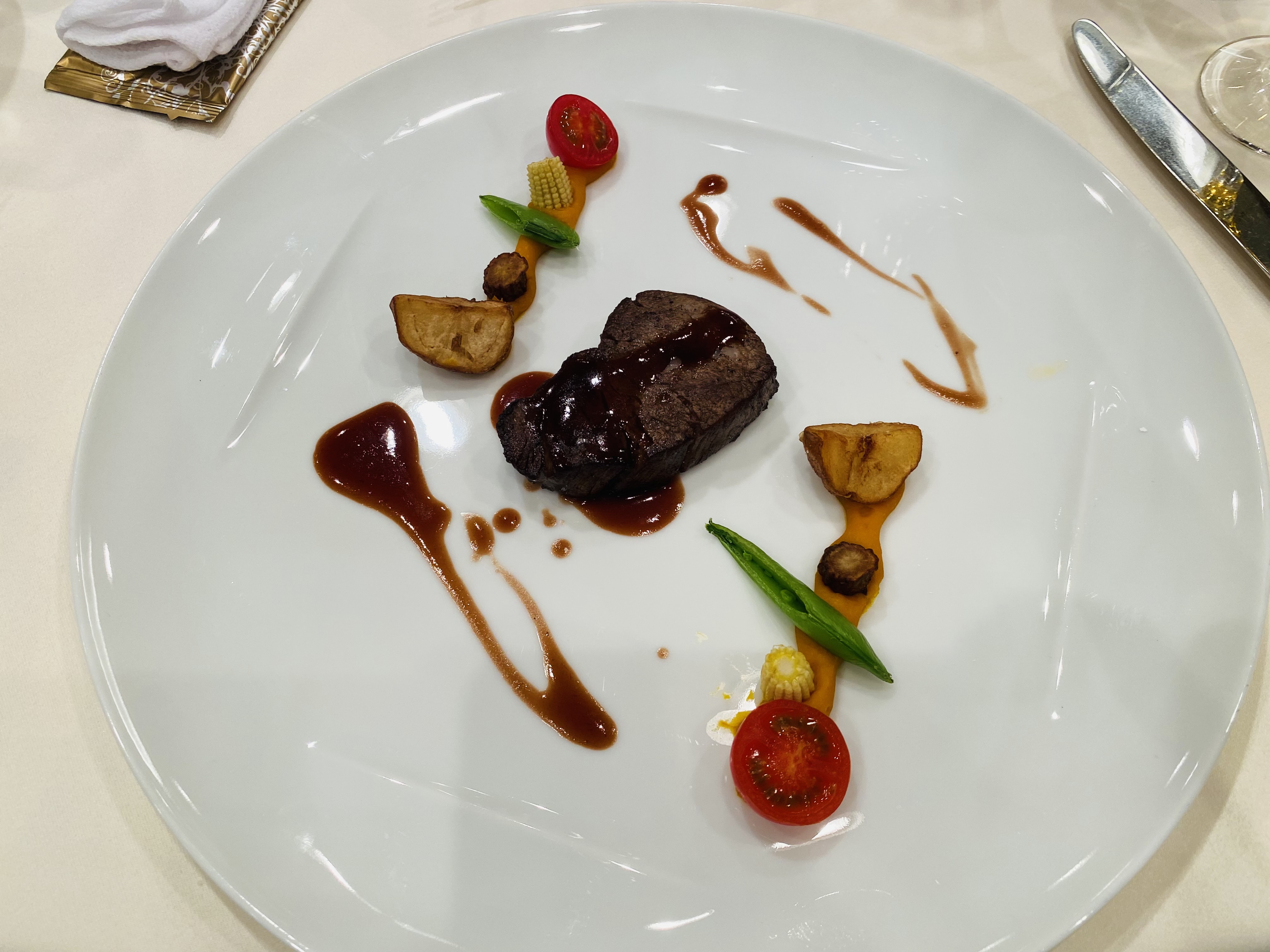 ザ ストリングス表参道