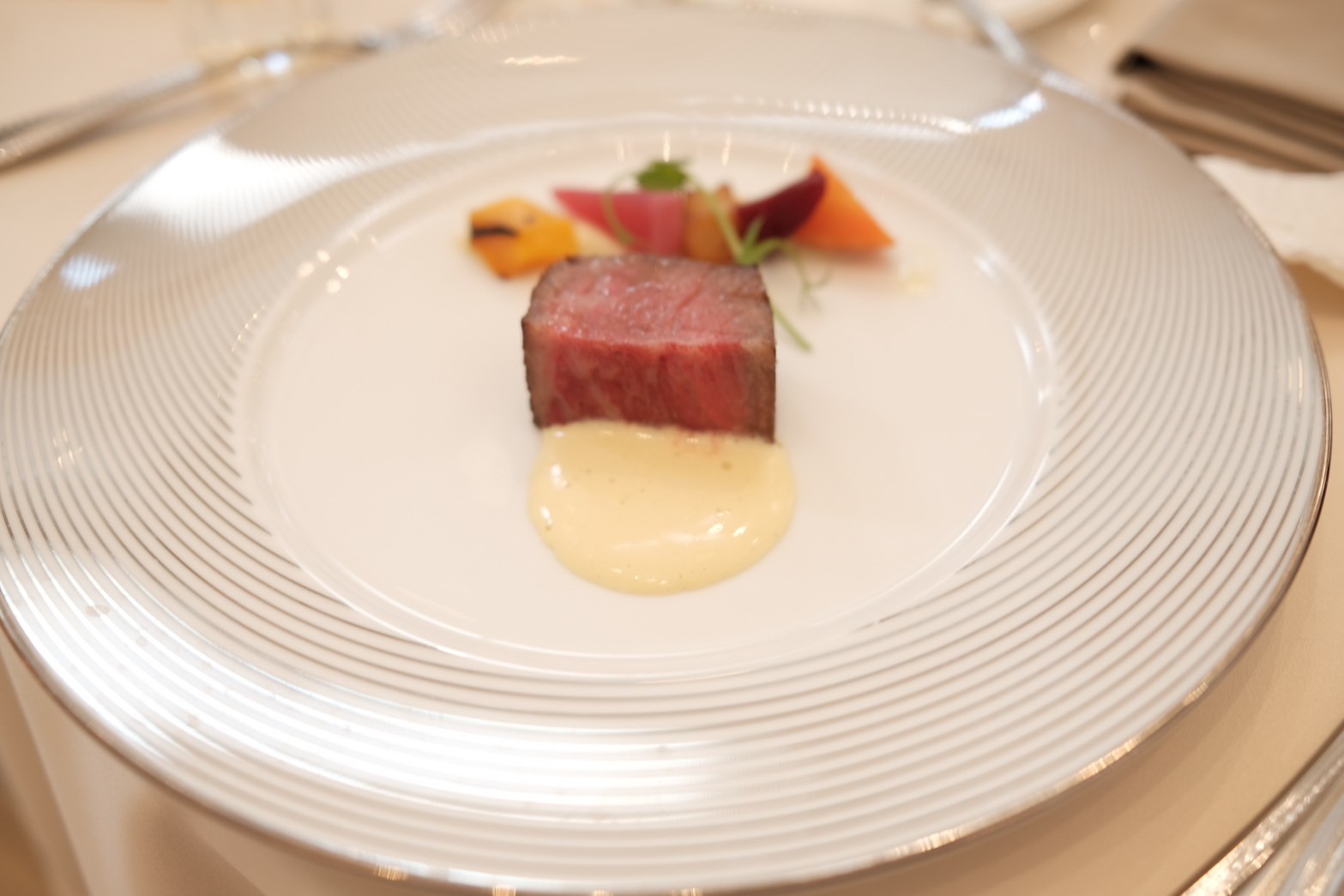 18 (アンウィット) Produced by Casa d' Angela