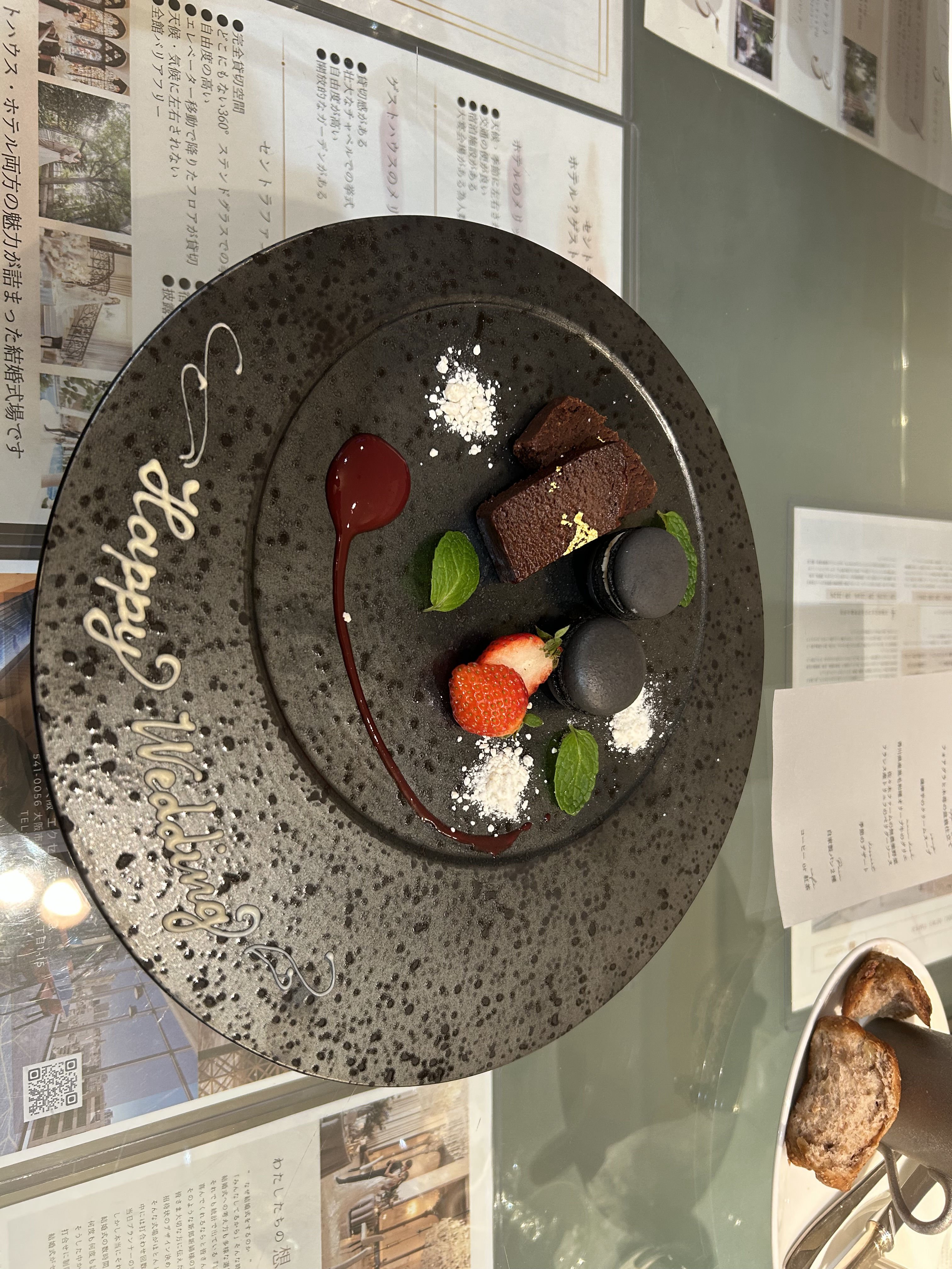 セント・ラファエロチャペル御堂筋