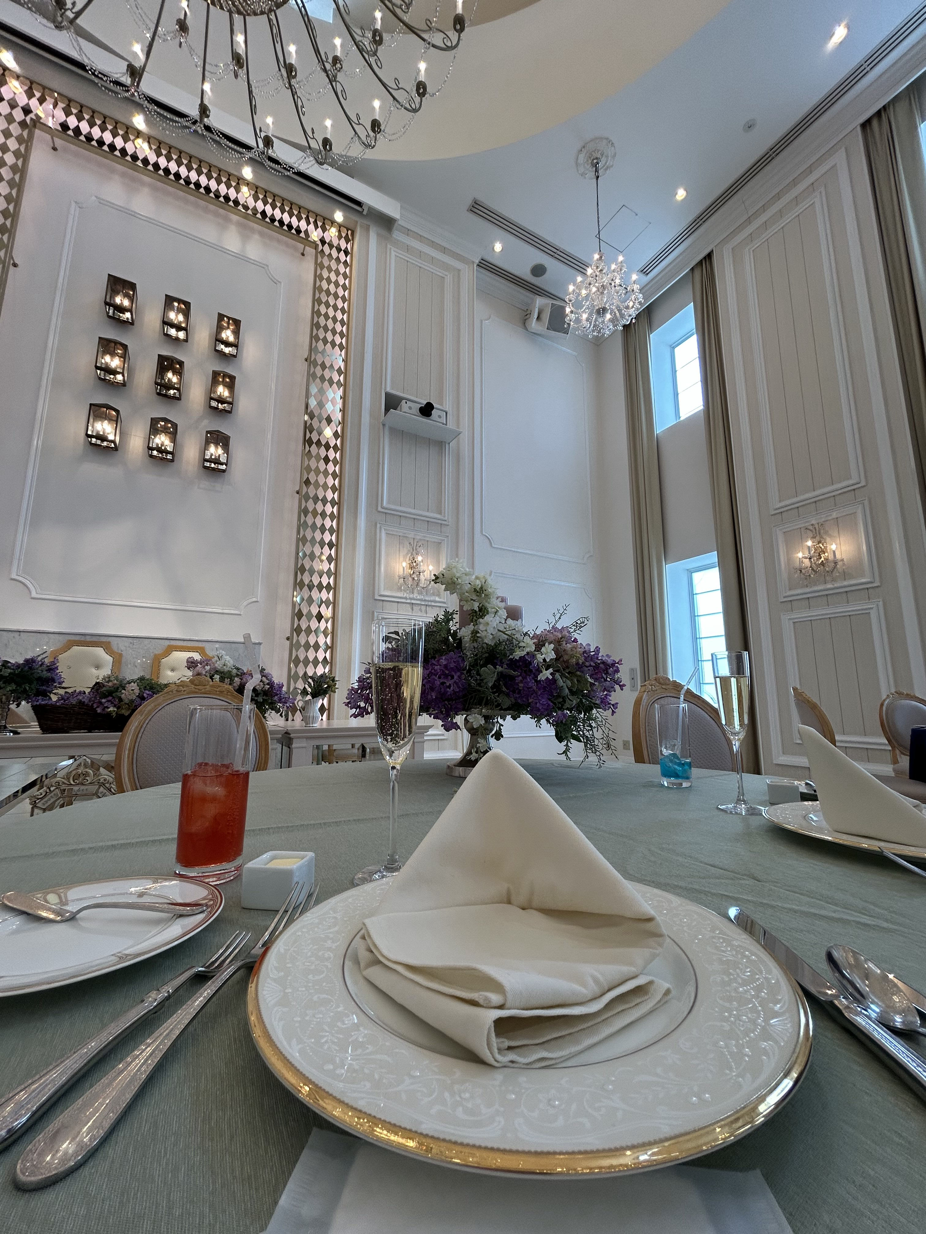 18 (アンウィット) Produced by Casa d' Angela